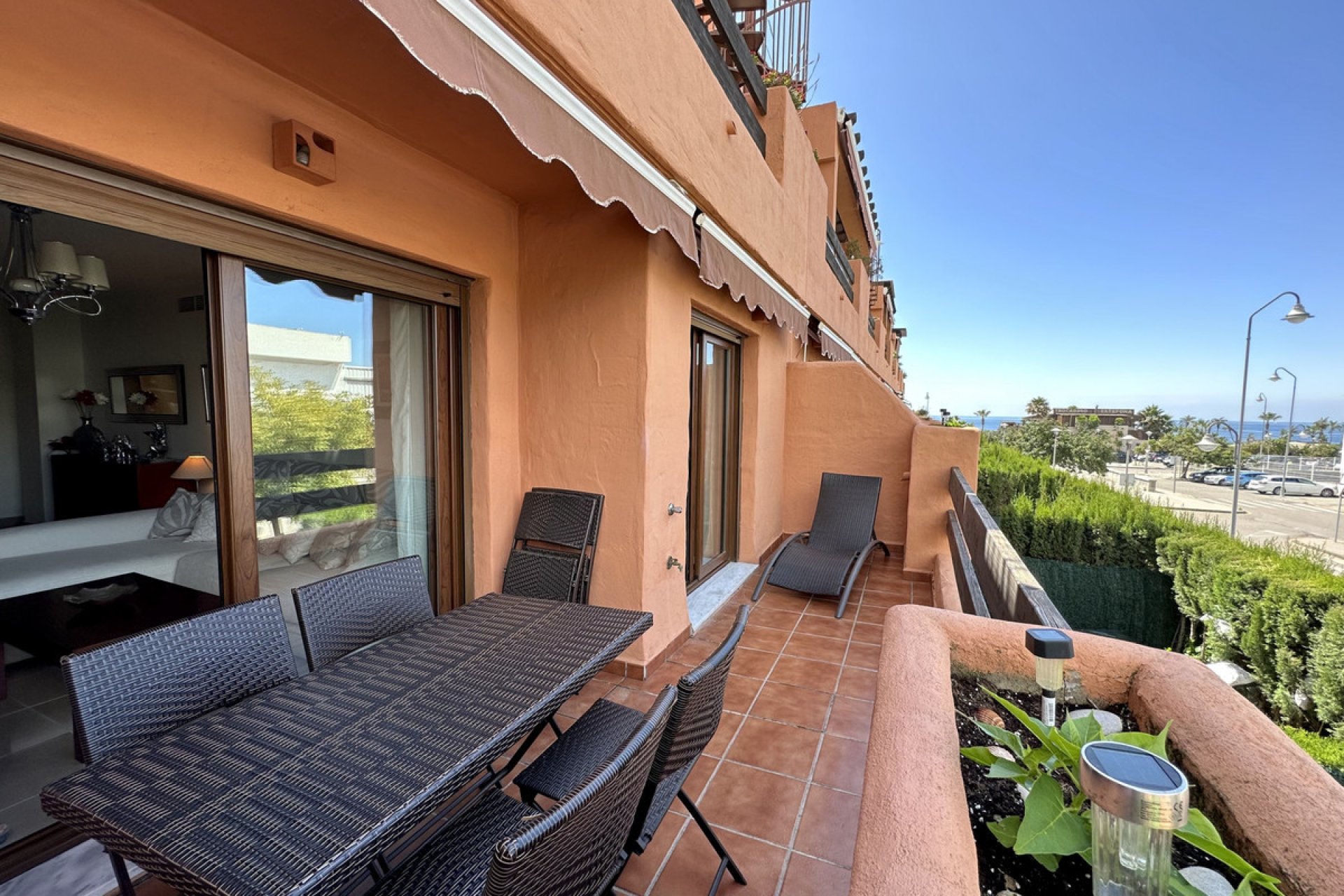 Resale - Apartment - Middle Floor Apartment - Estepona - Estepona Centro