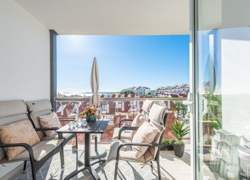 Resale - Apartment - Middle Floor Apartment - Estepona - Estepona Centro