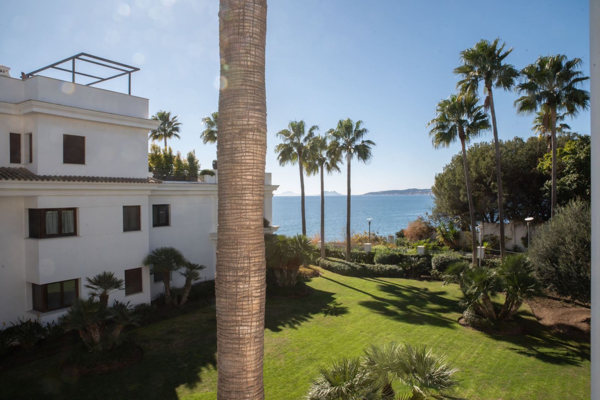 Resale - Apartment - Middle Floor Apartment - Estepona - Estepona Centro