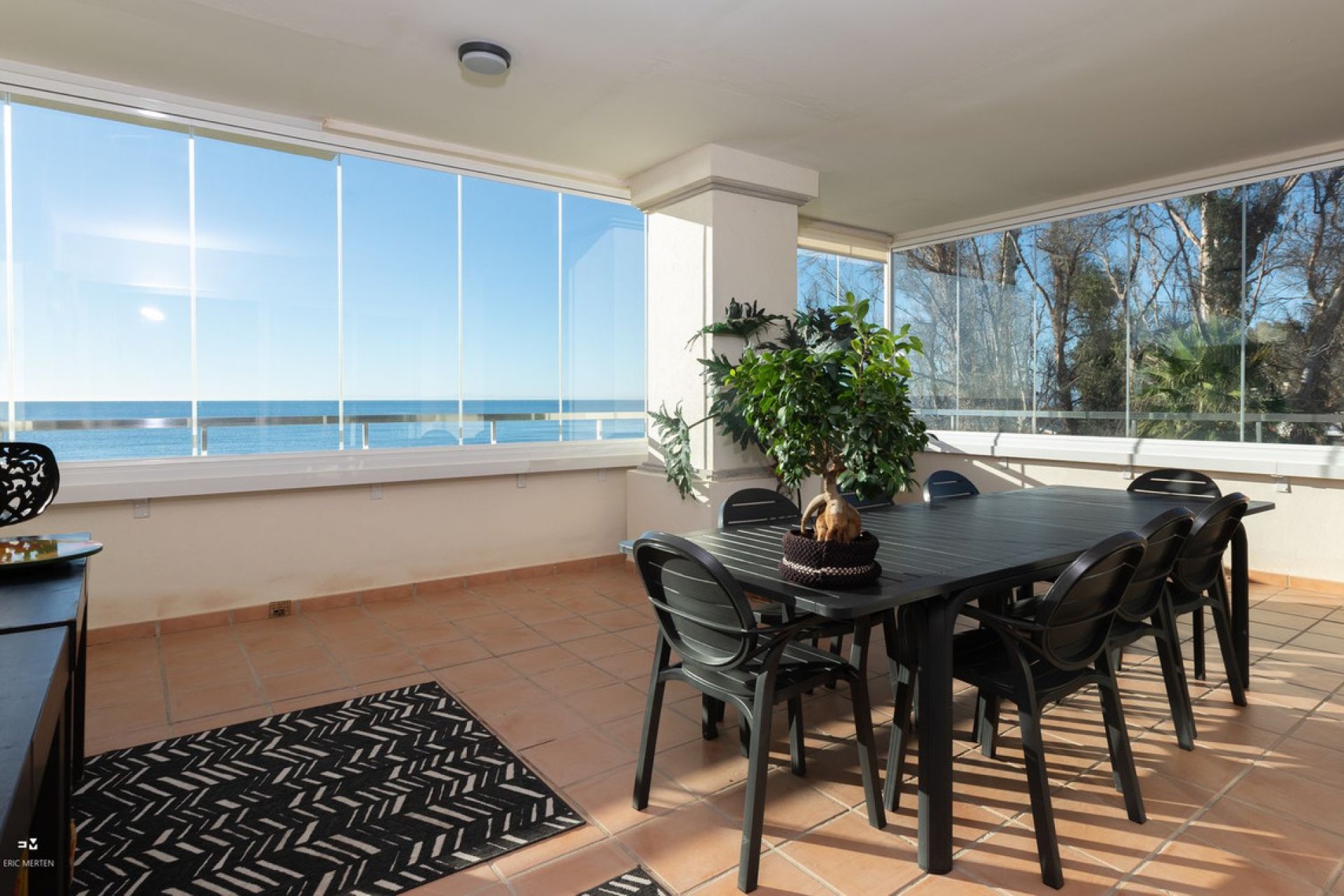 Resale - Apartment - Middle Floor Apartment - Estepona - Estepona Centro