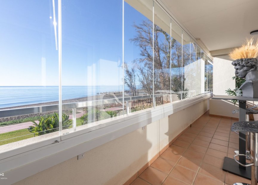 Resale - Apartment - Middle Floor Apartment - Estepona - Estepona Centro