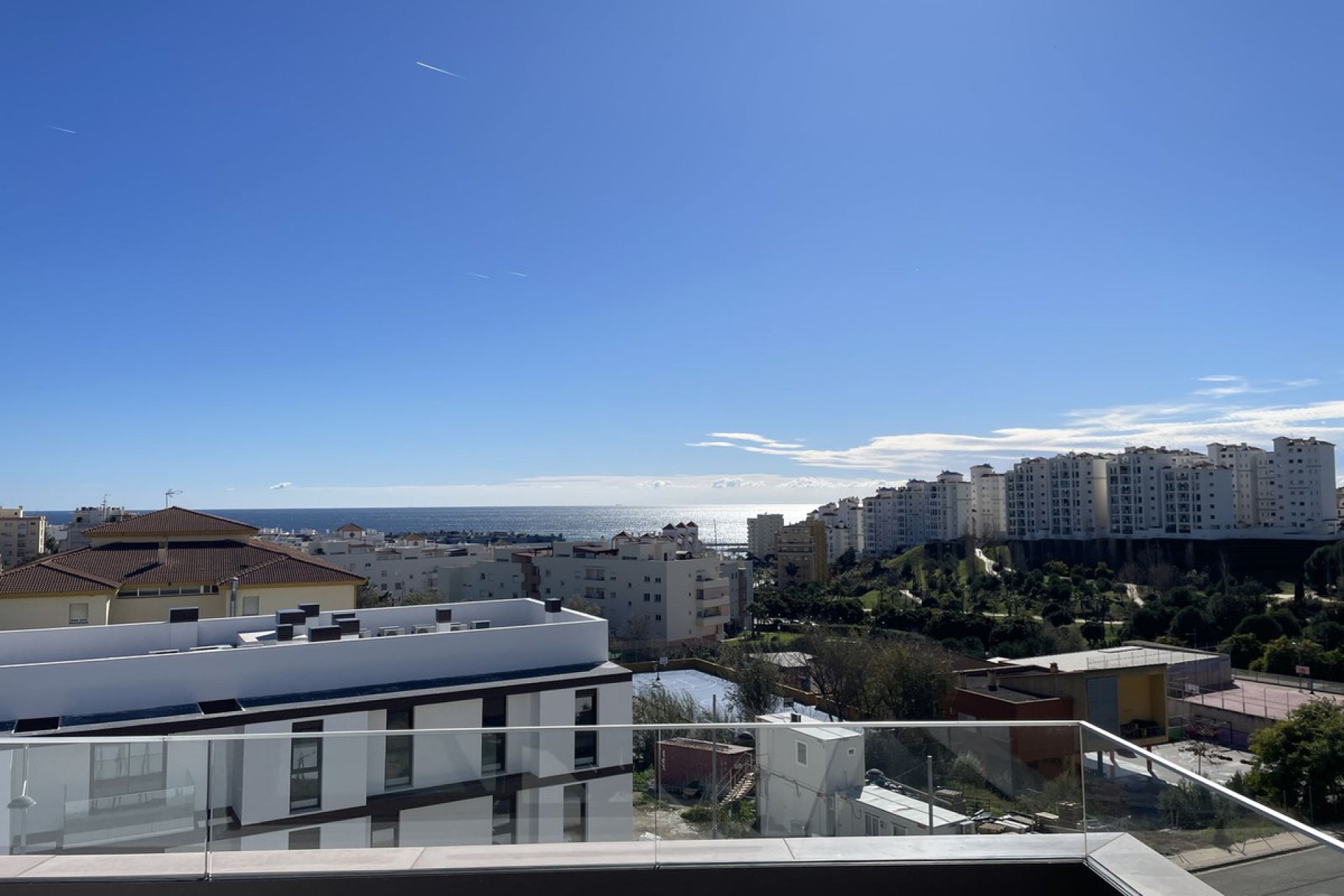 Resale - Apartment - Middle Floor Apartment - Estepona - Estepona Centro