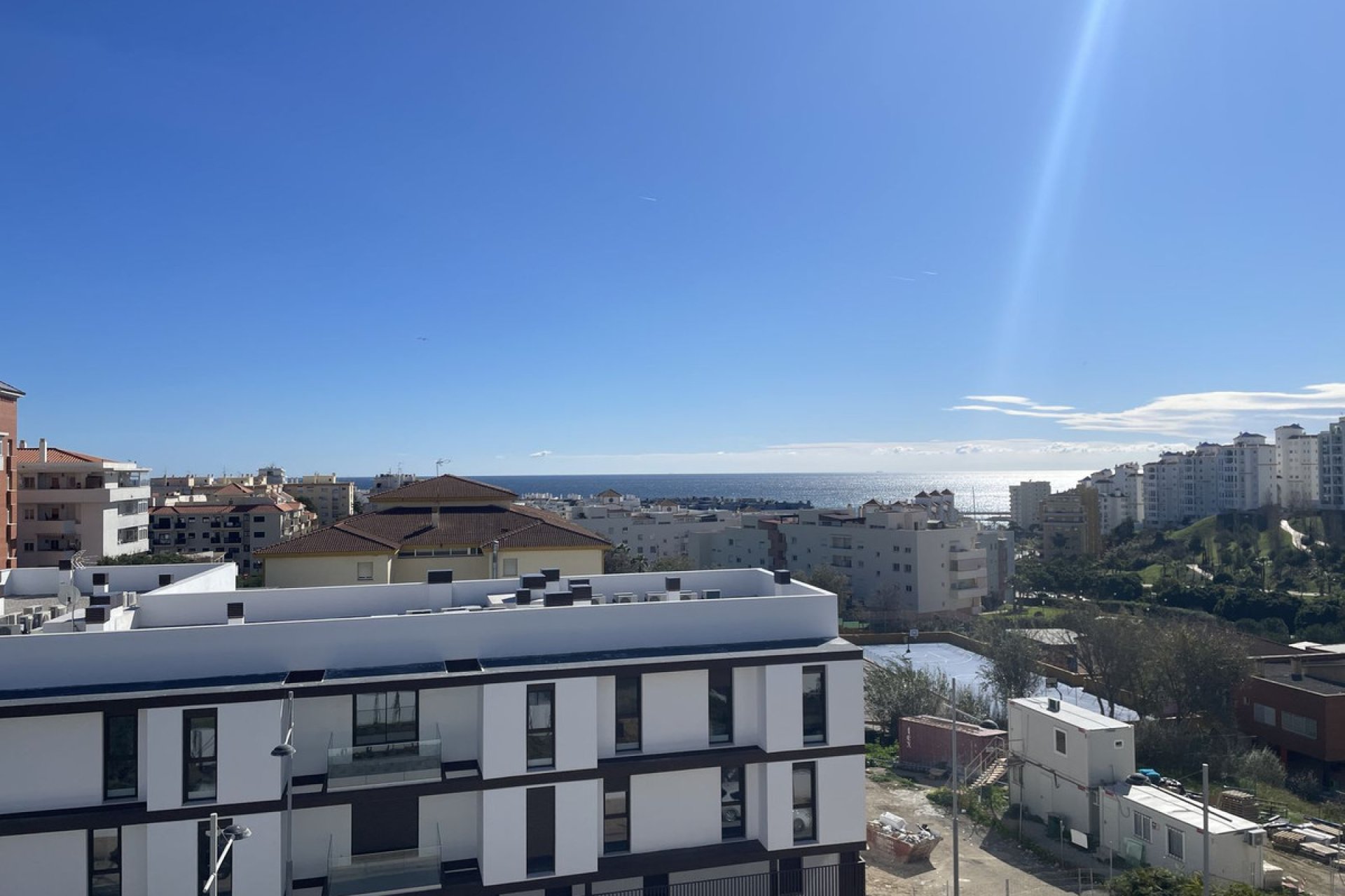 Resale - Apartment - Middle Floor Apartment - Estepona - Estepona Centro