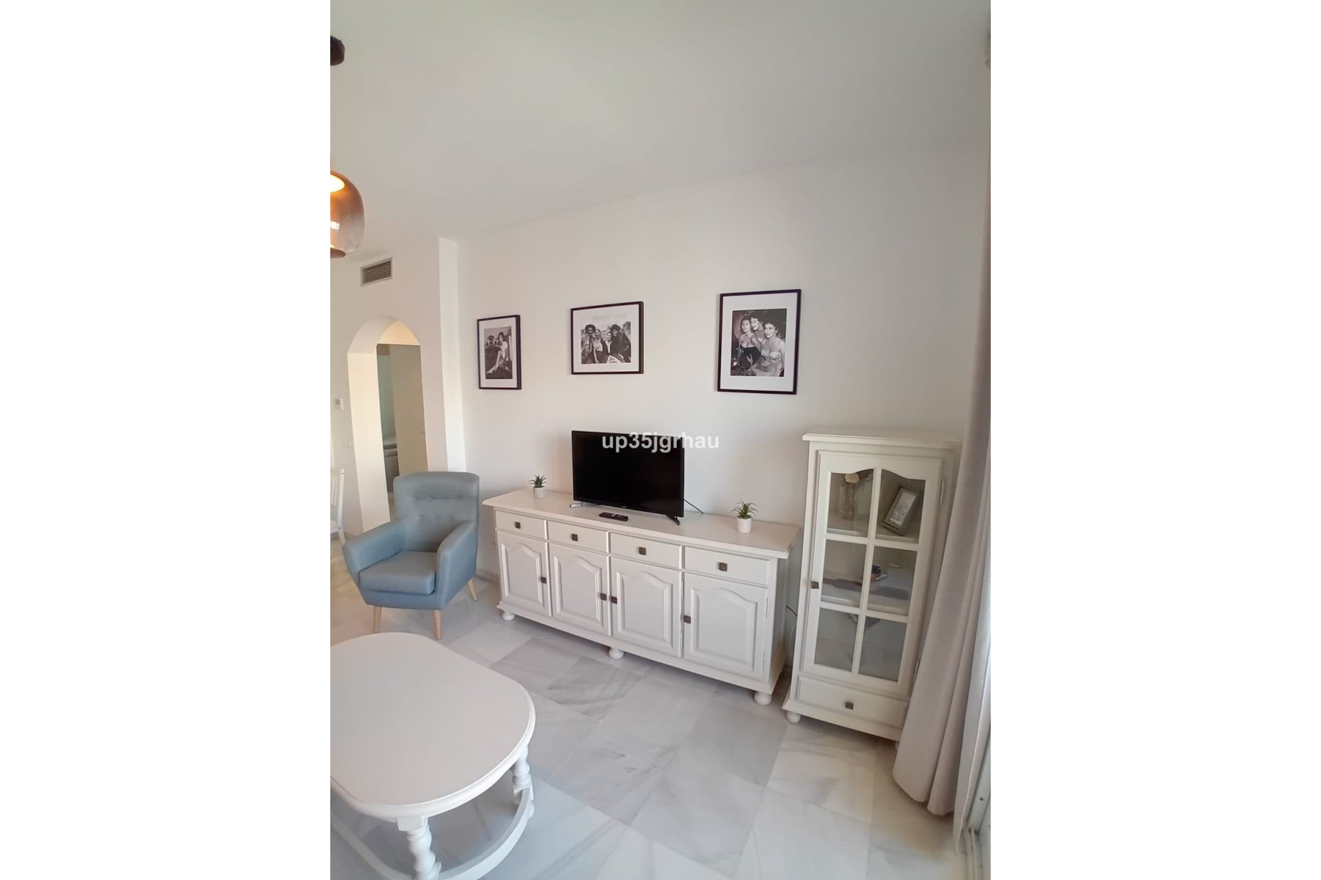 Resale - Apartment - Middle Floor Apartment - Estepona - Estepona Centro