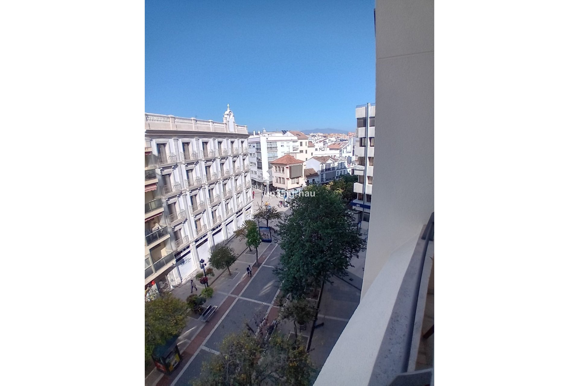 Resale - Apartment - Middle Floor Apartment - Estepona - Estepona Centro