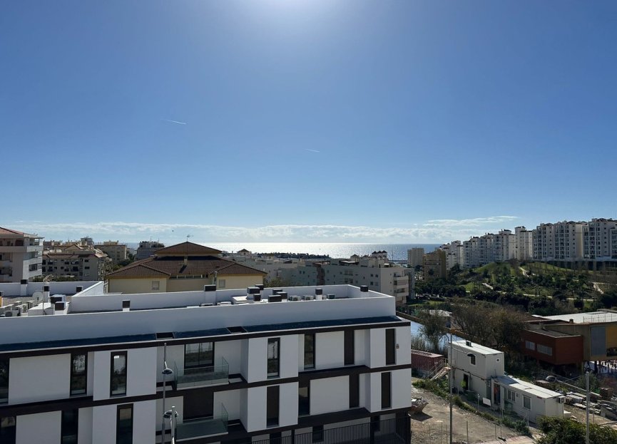 Resale - Apartment - Middle Floor Apartment - Estepona - Estepona Centro