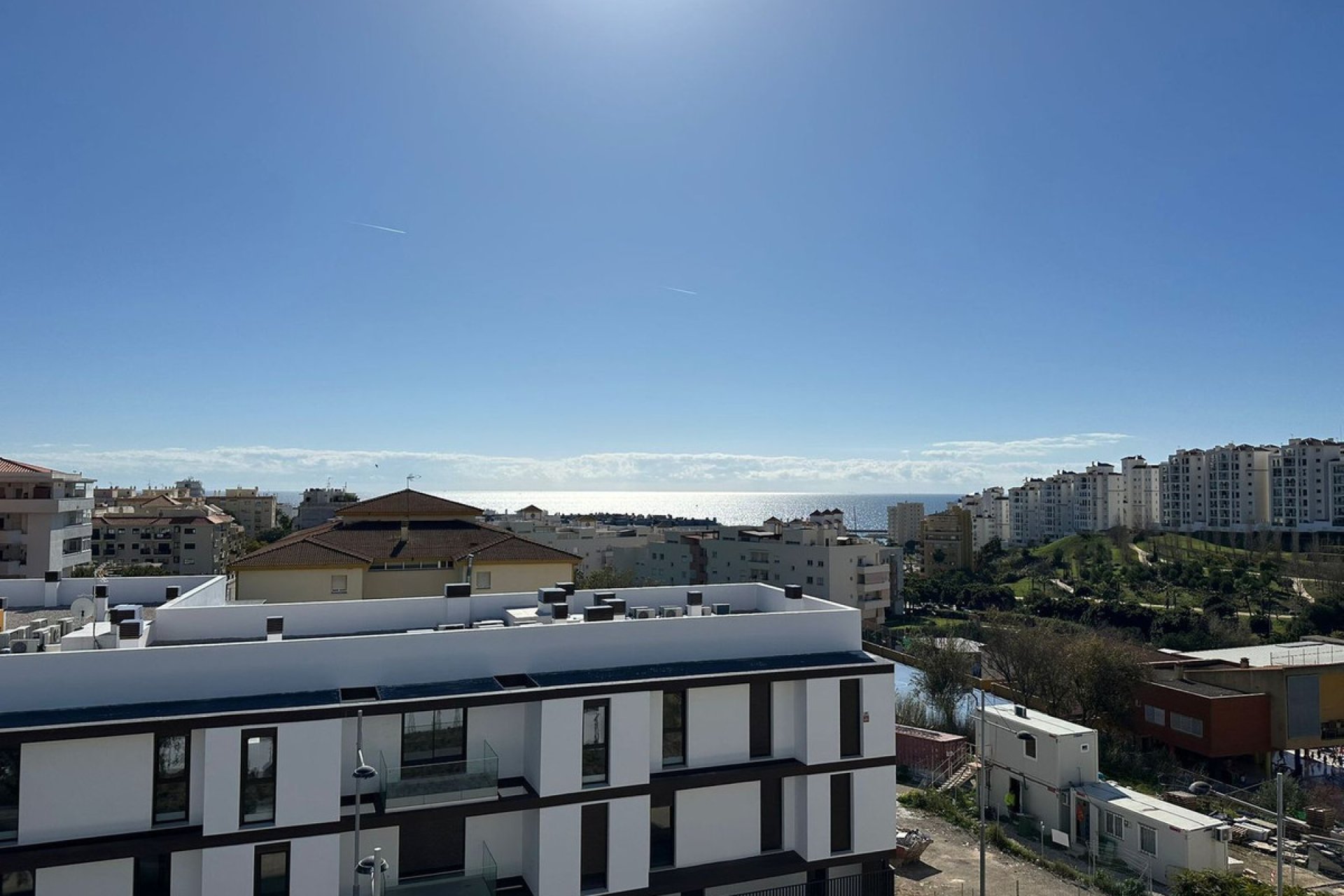 Resale - Apartment - Middle Floor Apartment - Estepona - Estepona Centro