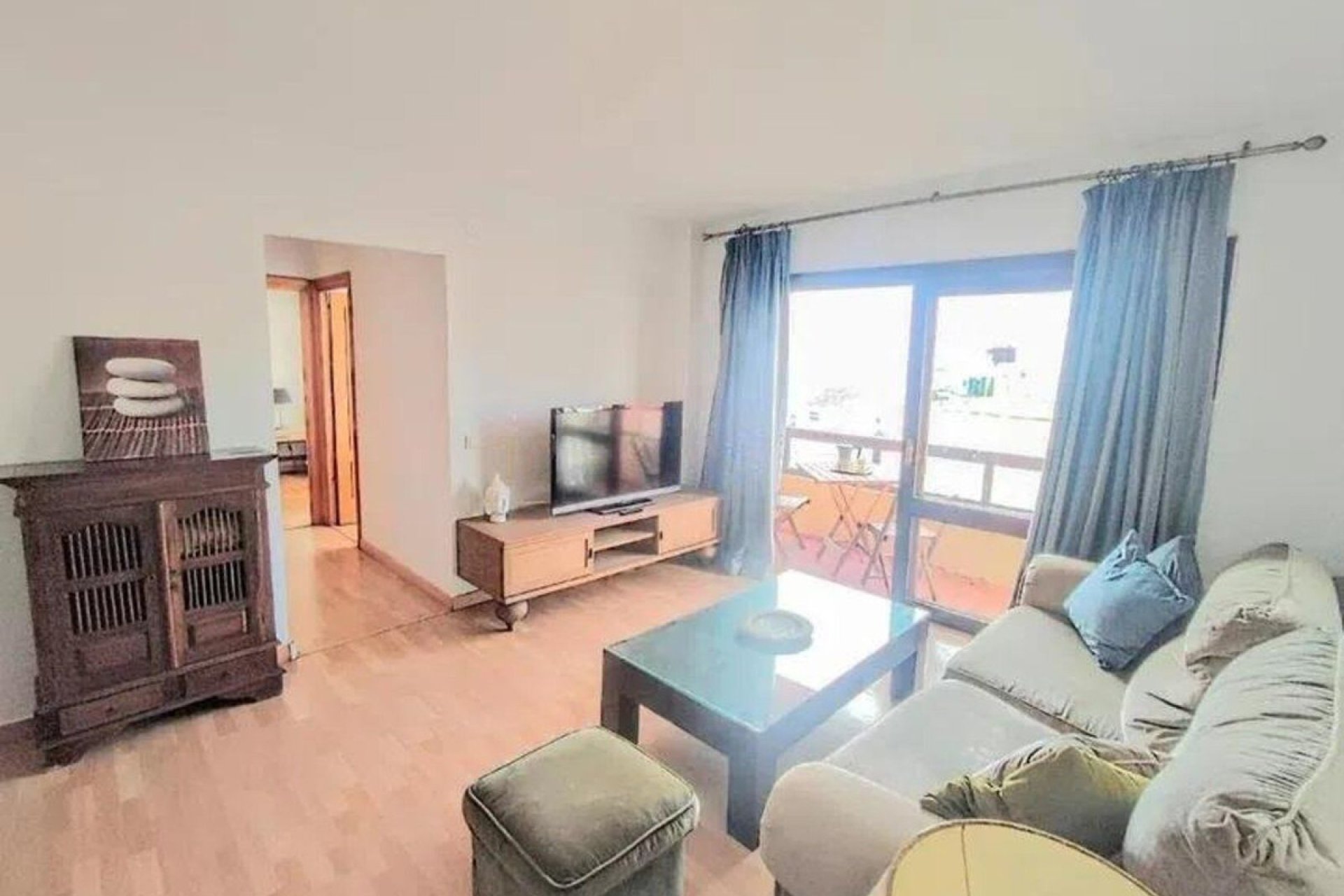 Resale - Apartment - Middle Floor Apartment - Estepona - Estepona Centro