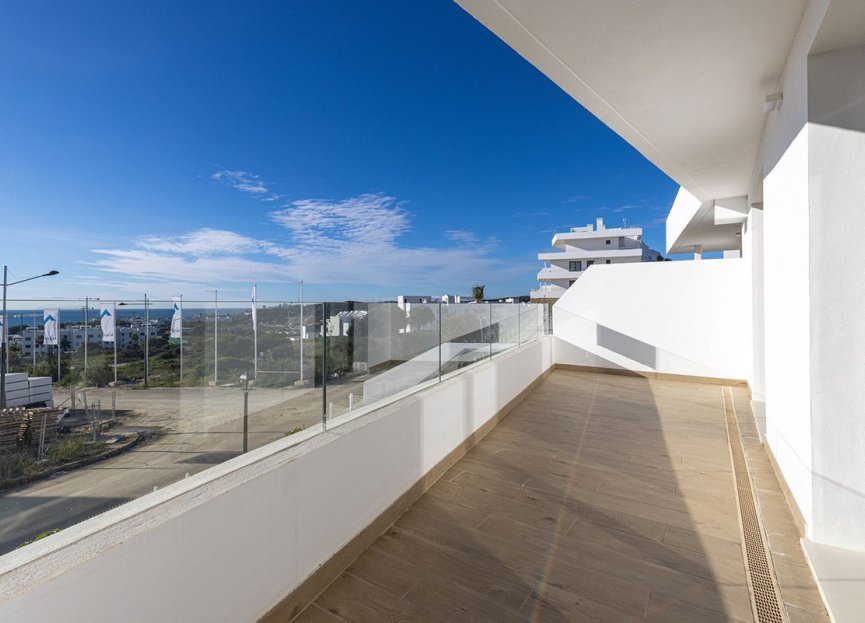 Resale - Apartment - Middle Floor Apartment - Estepona - Estepona Centro