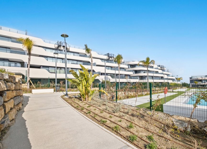 Resale - Apartment - Middle Floor Apartment - Estepona - Estepona Centro