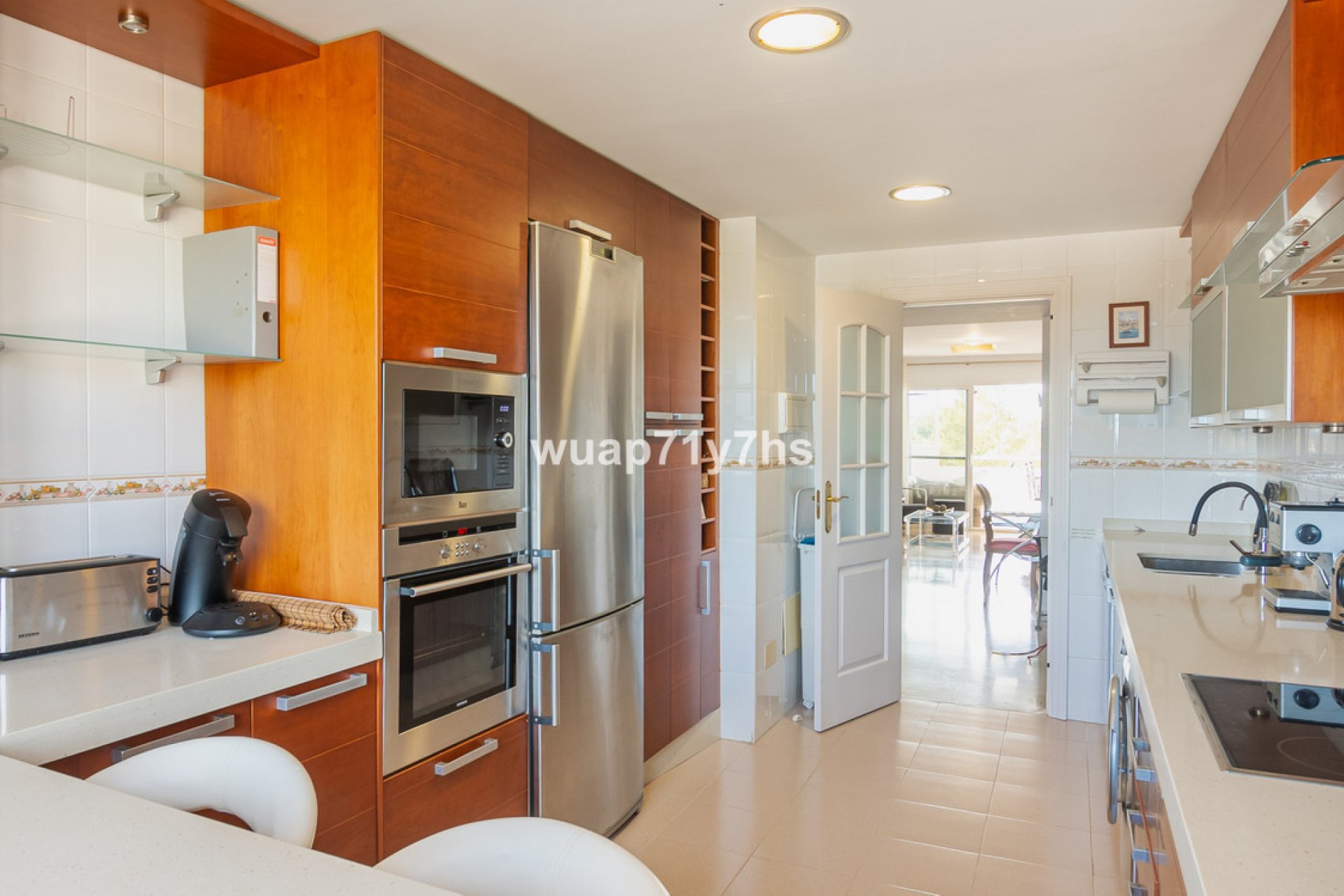 Resale - Apartment - Middle Floor Apartment - Estepona - Estepona Centro