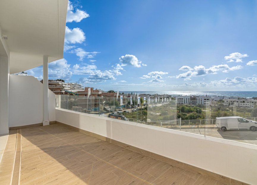 Resale - Apartment - Middle Floor Apartment - Estepona - Estepona Centro