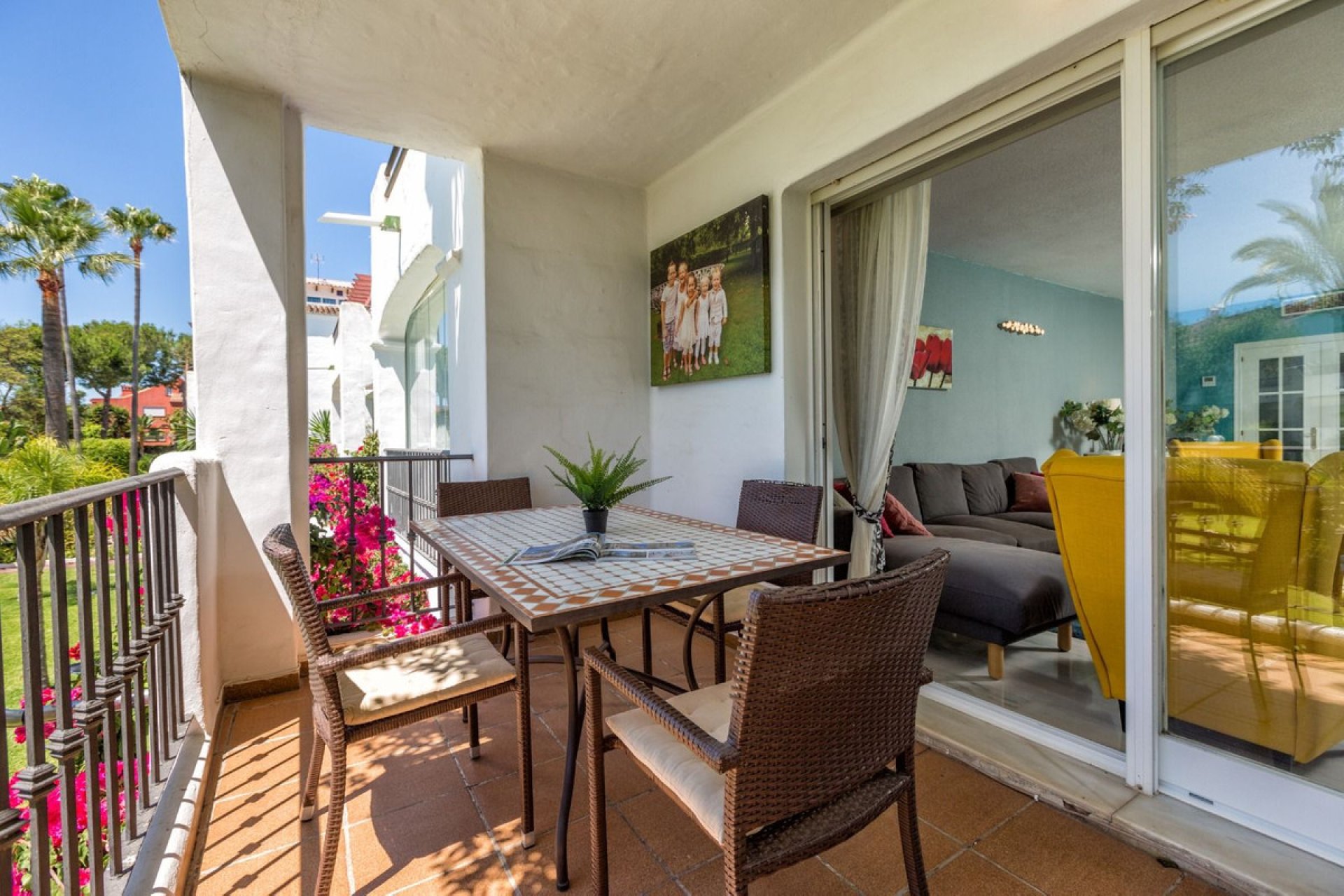 Resale - Apartment - Middle Floor Apartment - Estepona - Estepona Centro