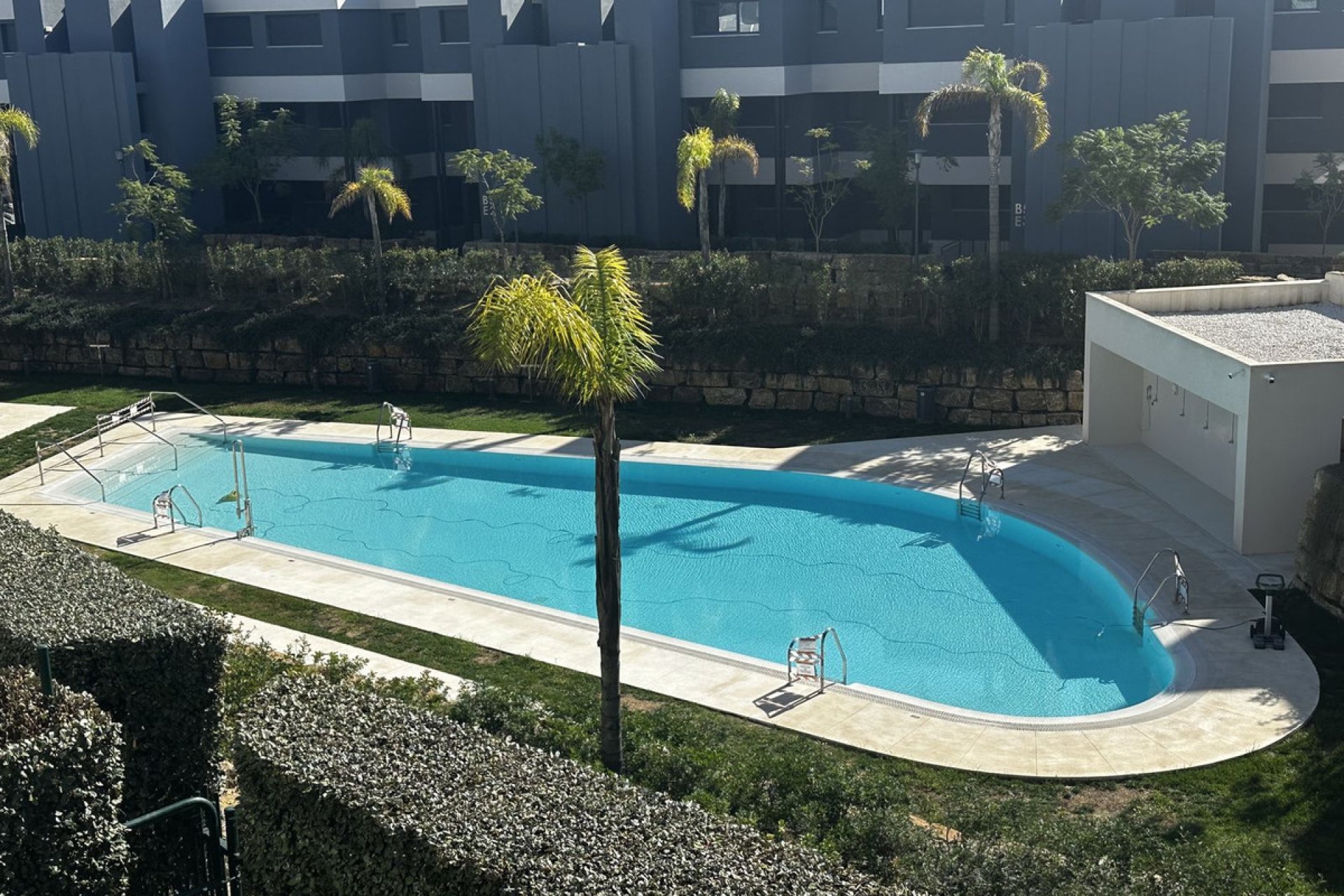 Resale - Apartment - Middle Floor Apartment - Estepona - Estepona Centro