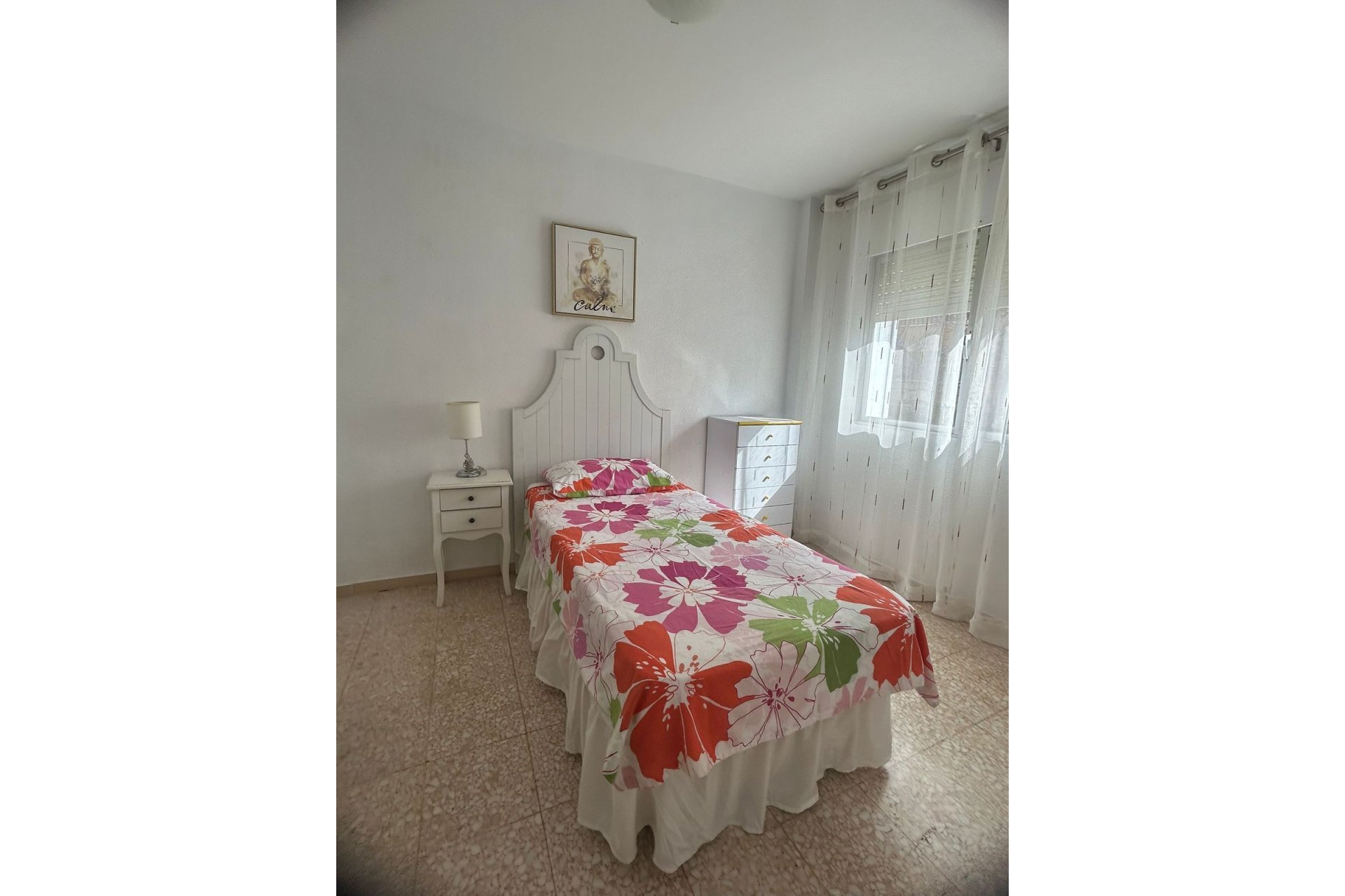 Resale - Apartment - Middle Floor Apartment - Estepona - Estepona Centro