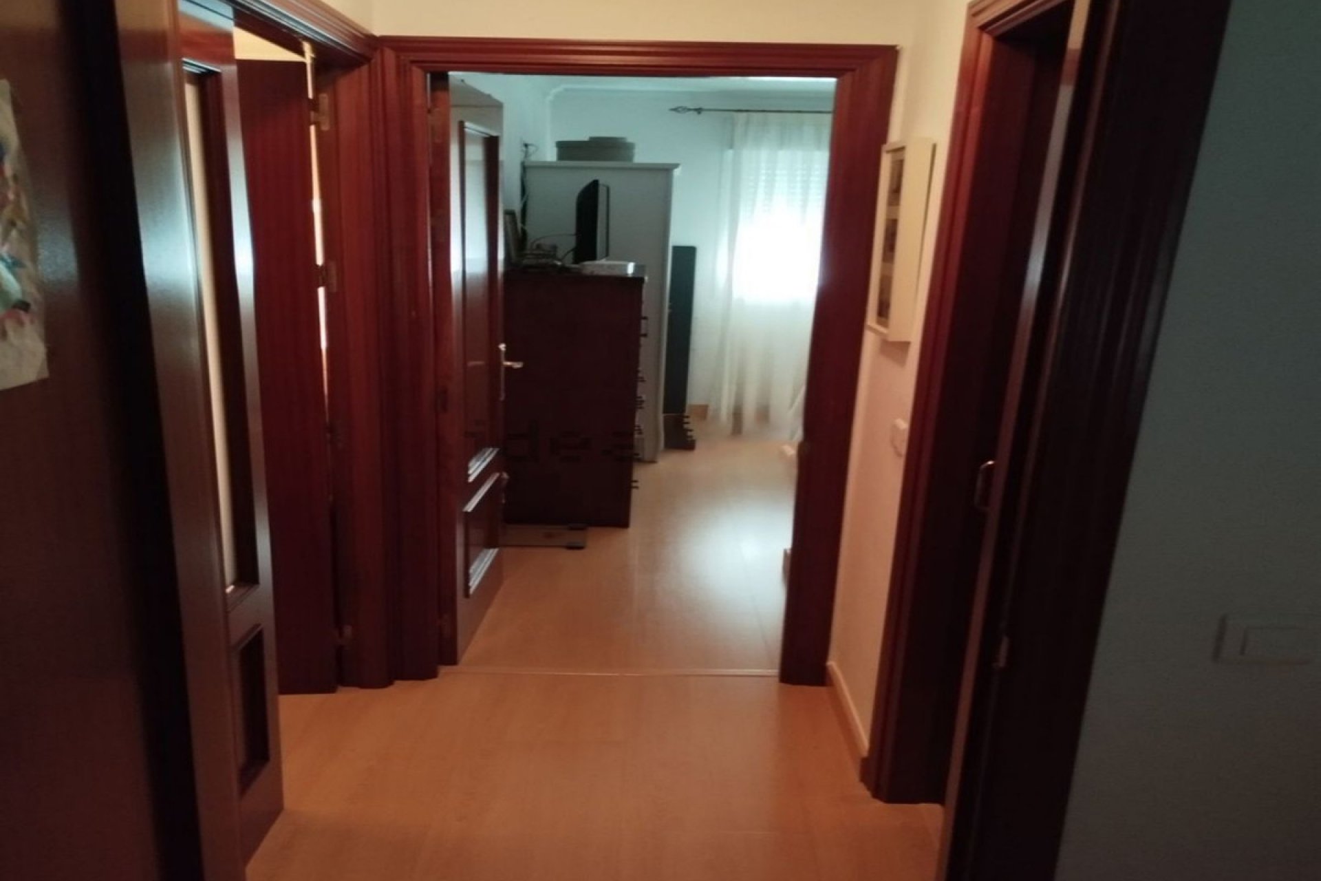 Resale - Apartment - Middle Floor Apartment - Estepona - Estepona Centro