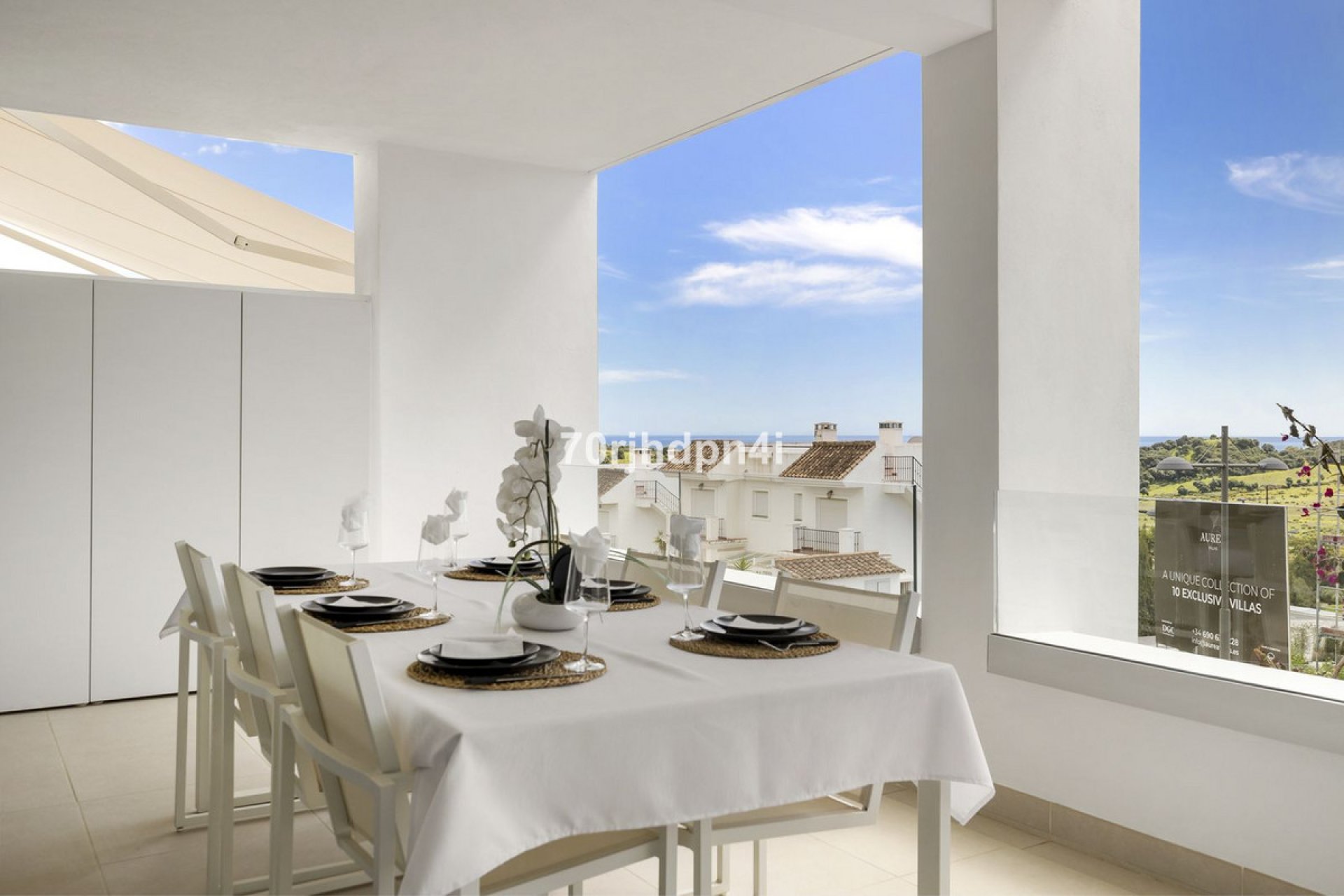 Resale - Apartment - Middle Floor Apartment - Estepona - Estepona Centro