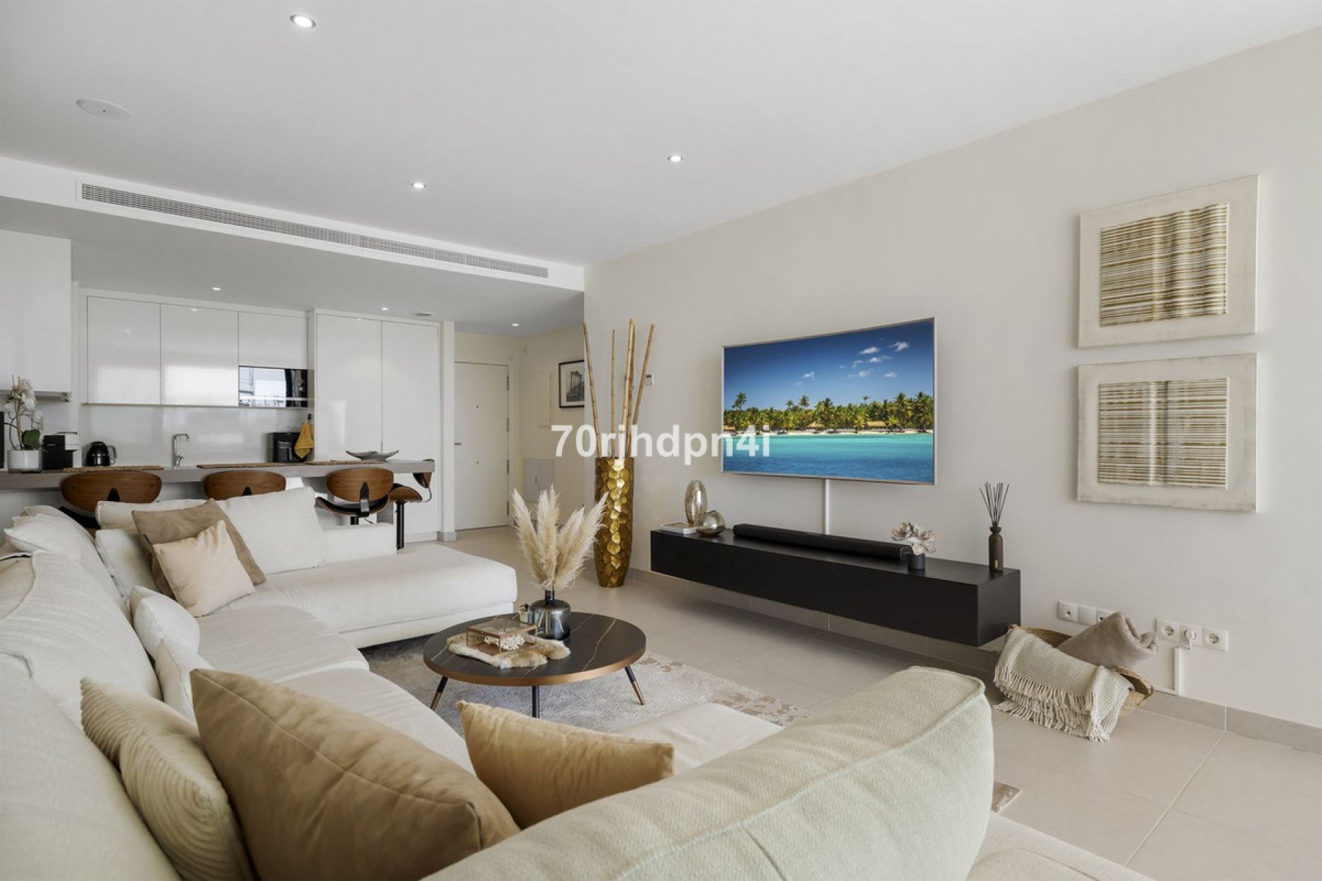 Resale - Apartment - Middle Floor Apartment - Estepona - Estepona Centro