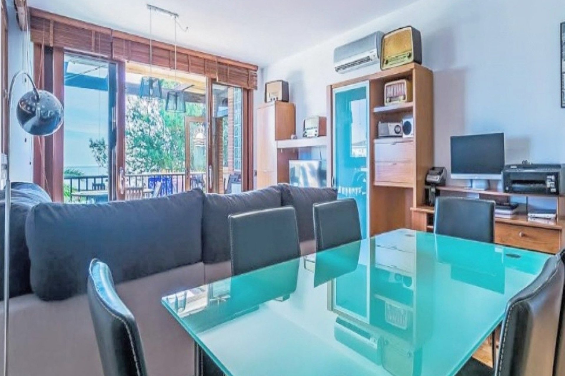 Resale - Apartment - Middle Floor Apartment - Estepona - Estepona Centro