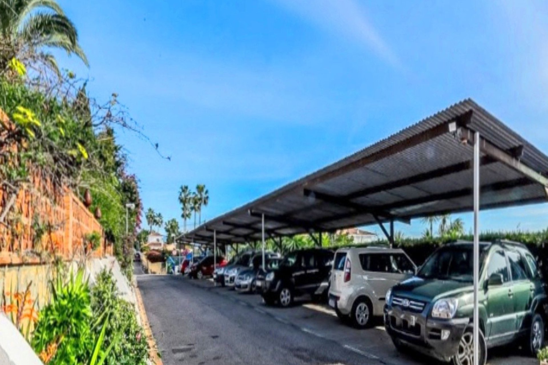 Resale - Apartment - Middle Floor Apartment - Estepona - Estepona Centro