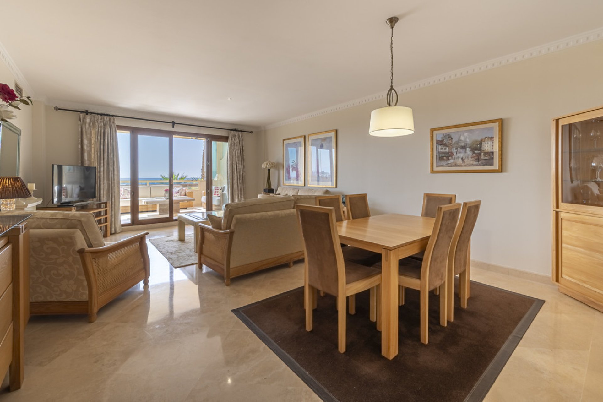 Resale - Apartment - Middle Floor Apartment - Estepona - Estepona Centro