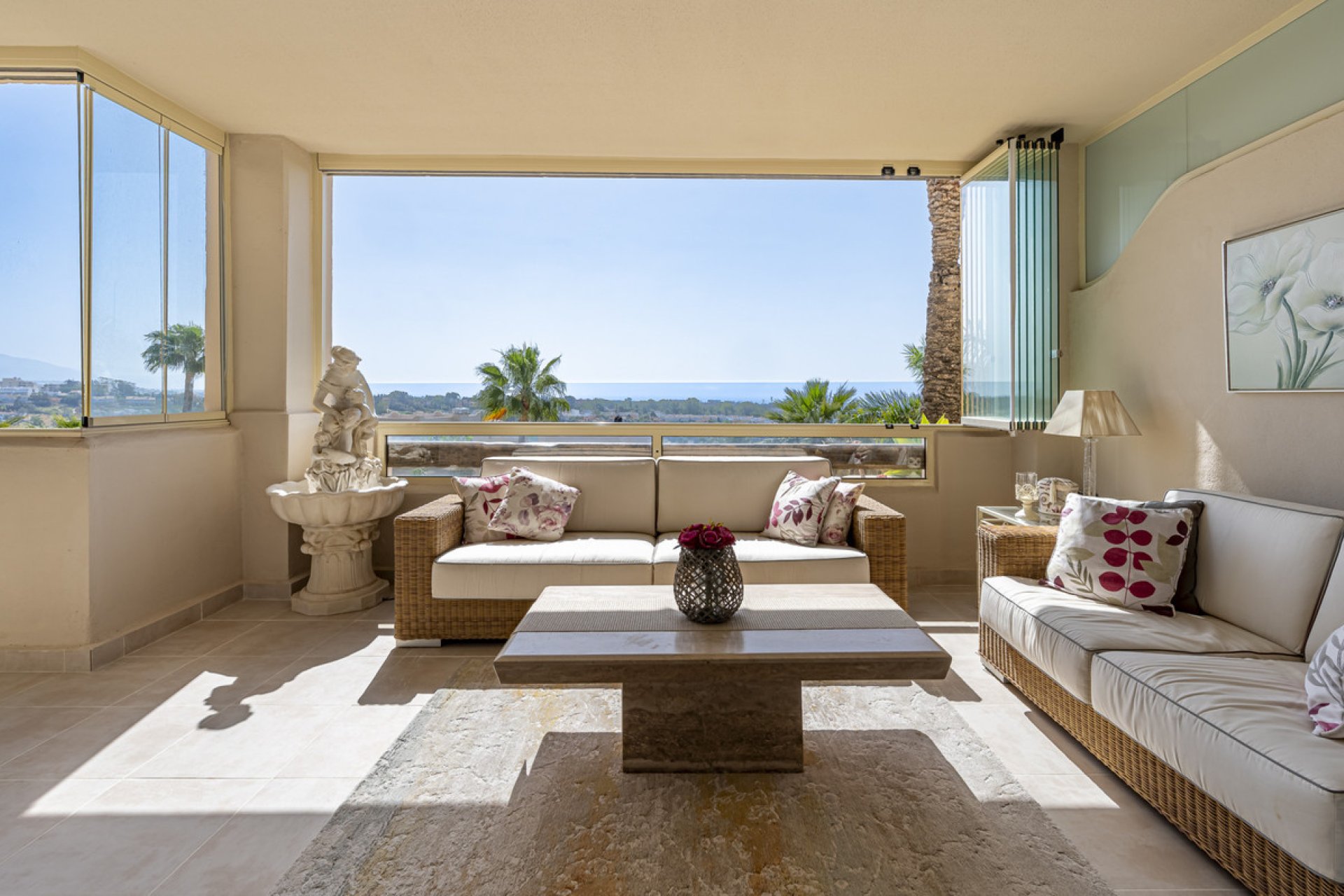 Resale - Apartment - Middle Floor Apartment - Estepona - Estepona Centro