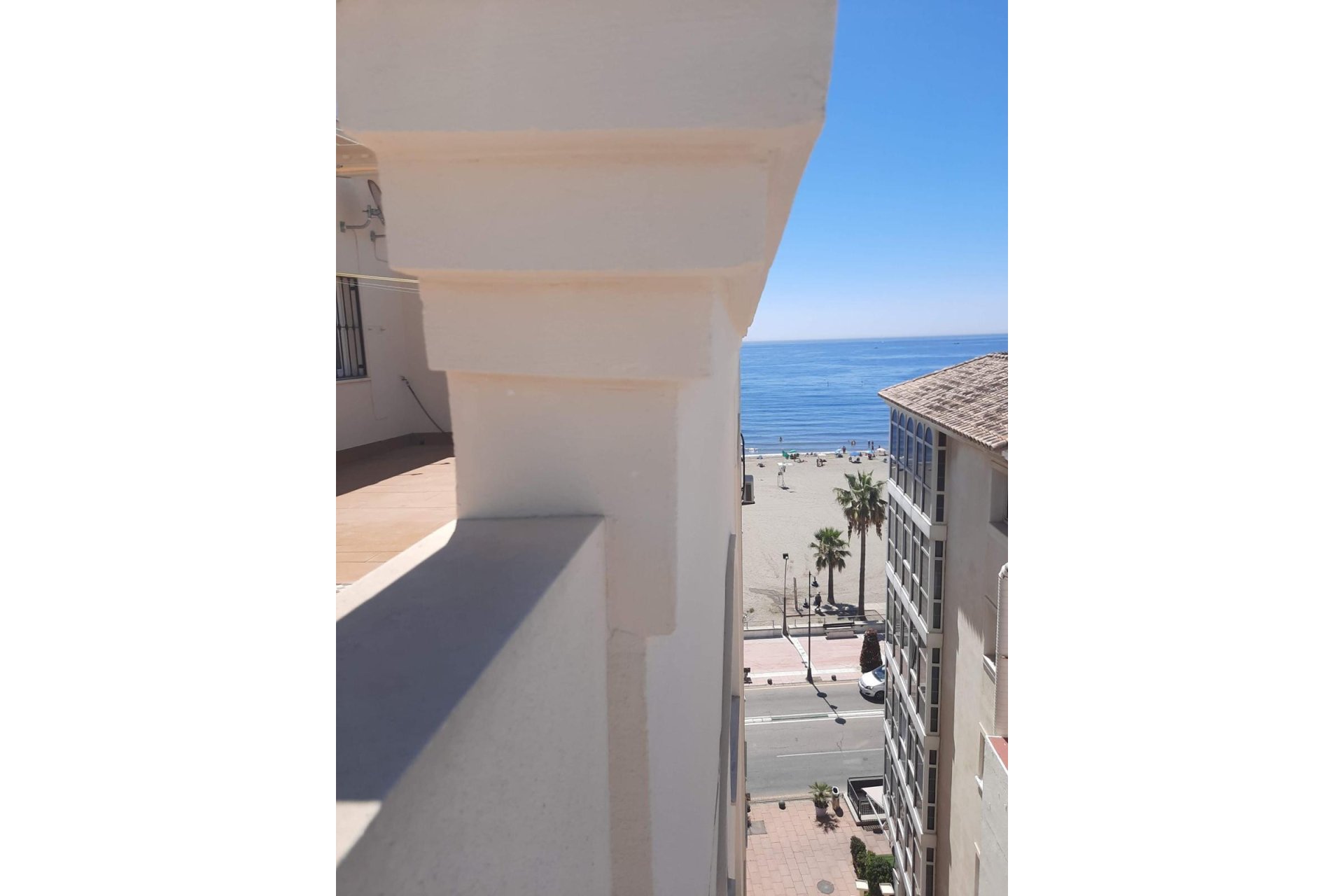 Resale - Apartment - Middle Floor Apartment - Estepona - Estepona Centro