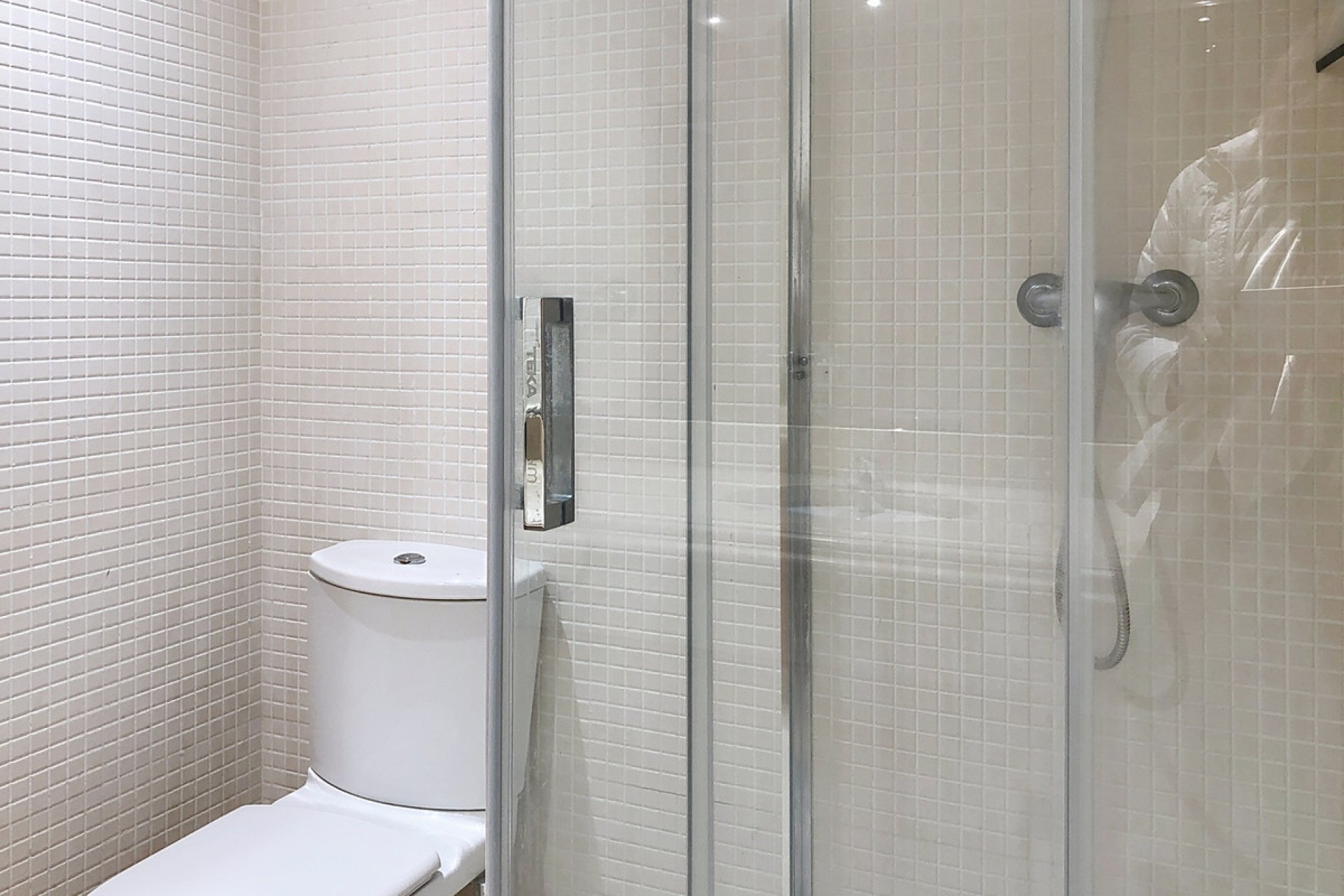 Resale - Apartment - Middle Floor Apartment - Estepona - Estepona Centro