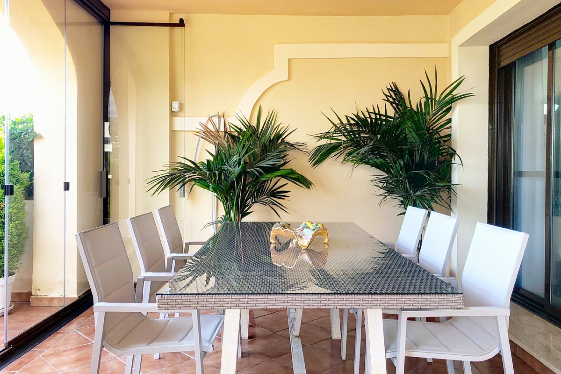 Resale - Apartment - Middle Floor Apartment - Estepona - Estepona Centro