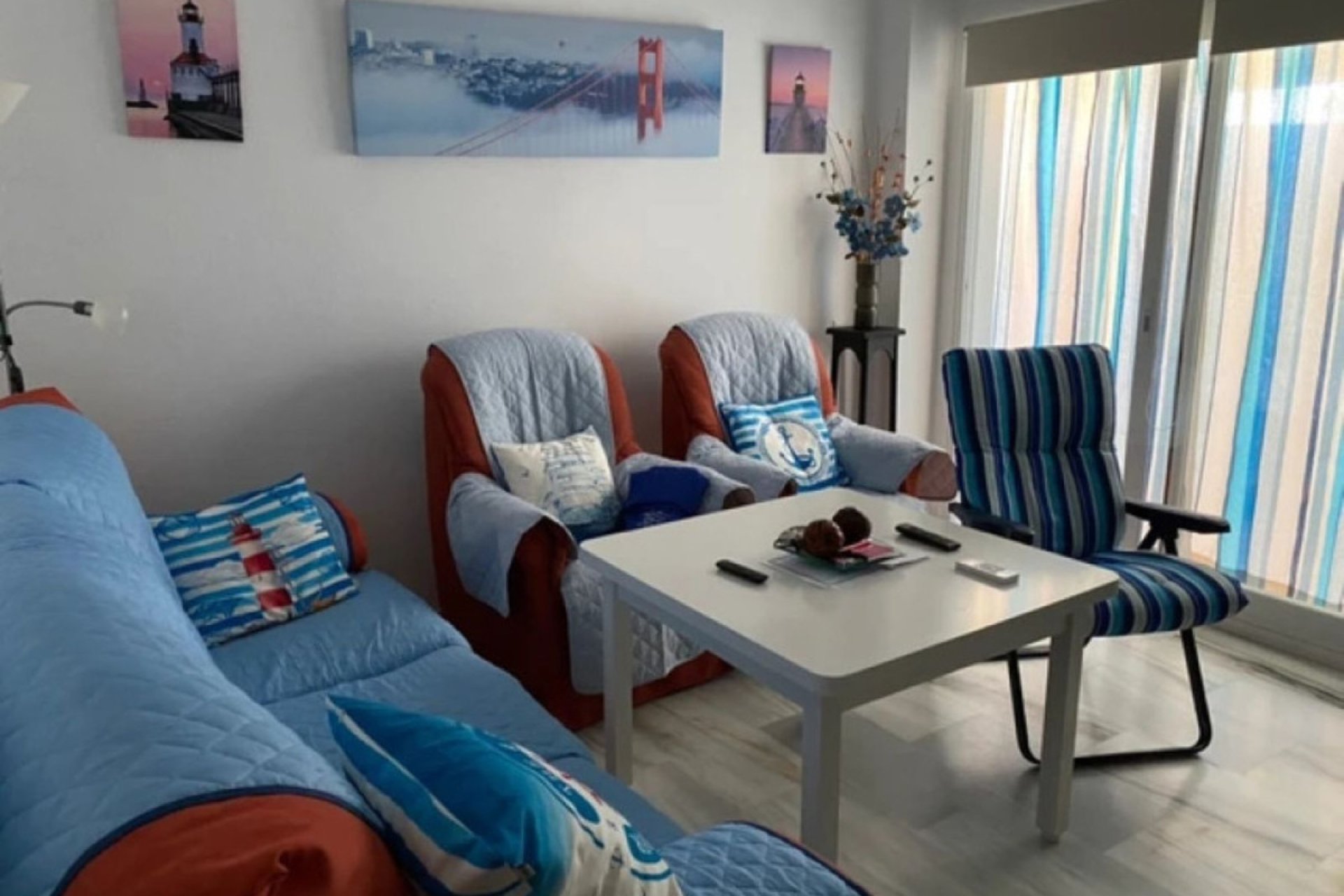 Resale - Apartment - Middle Floor Apartment - Estepona - Estepona Centro