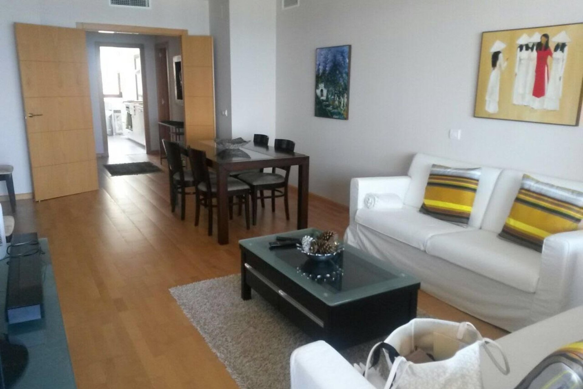 Resale - Apartment - Middle Floor Apartment - Estepona - Estepona Centro