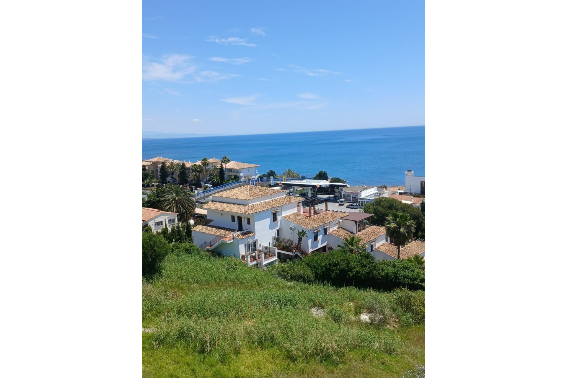 Resale - Apartment - Middle Floor Apartment - Estepona - Estepona Centro