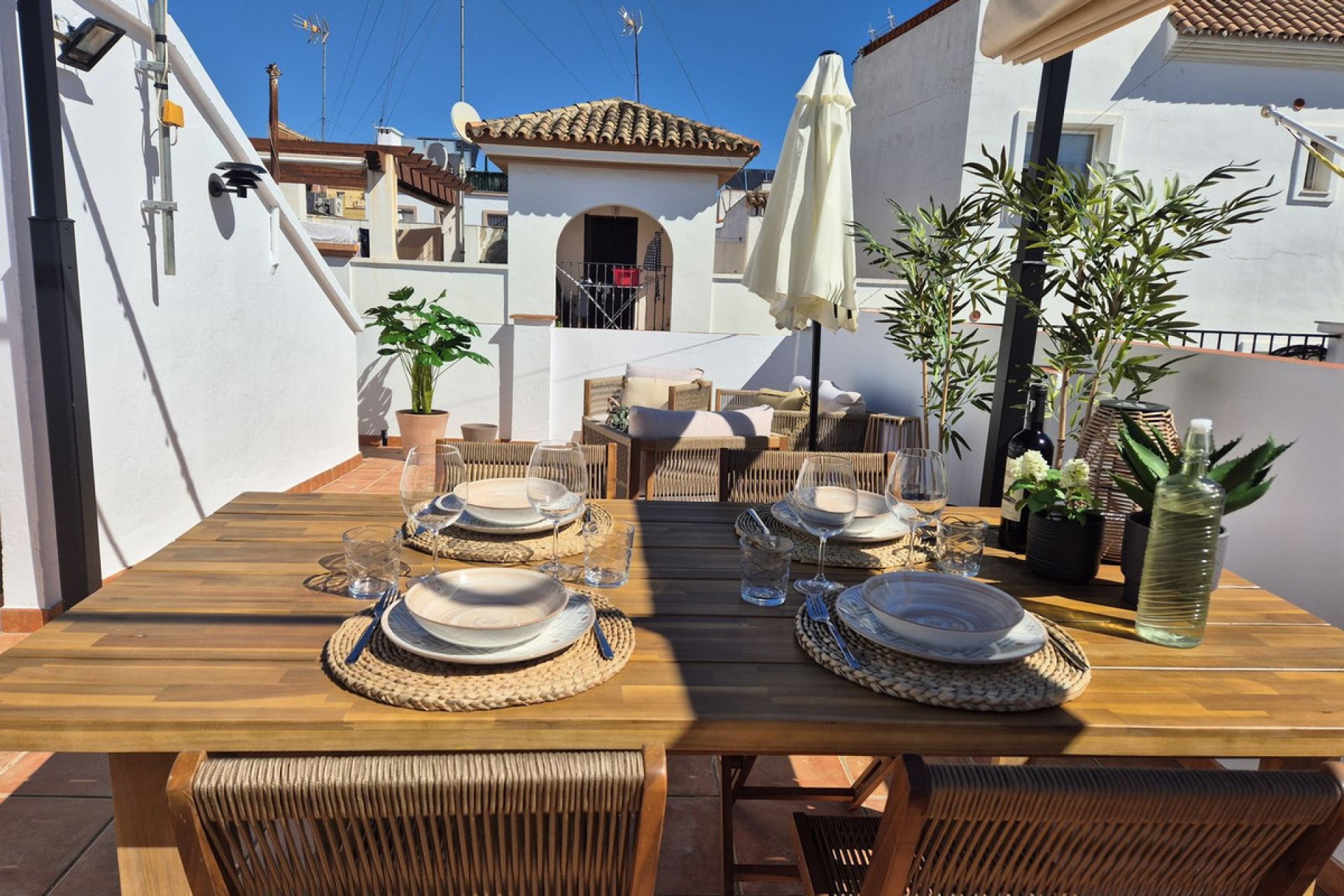Resale - Apartment - Middle Floor Apartment - Estepona - Estepona Centro
