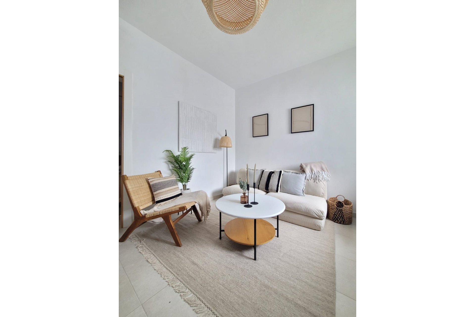 Resale - Apartment - Middle Floor Apartment - Estepona - Estepona Centro