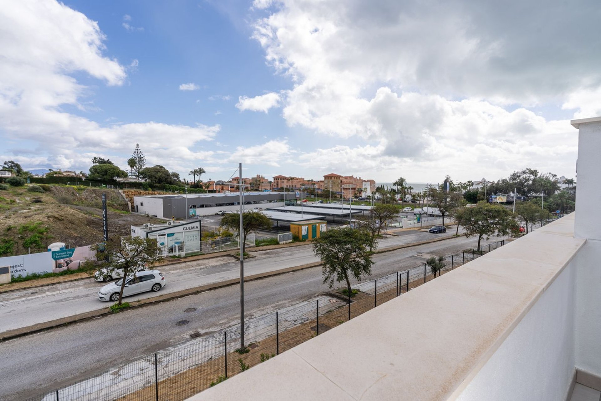 Resale - Apartment - Middle Floor Apartment - Estepona - Estepona Centro