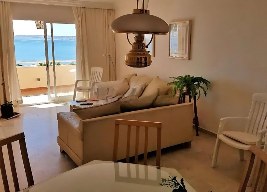 Resale - Apartment - Middle Floor Apartment - Estepona - Estepona Centro