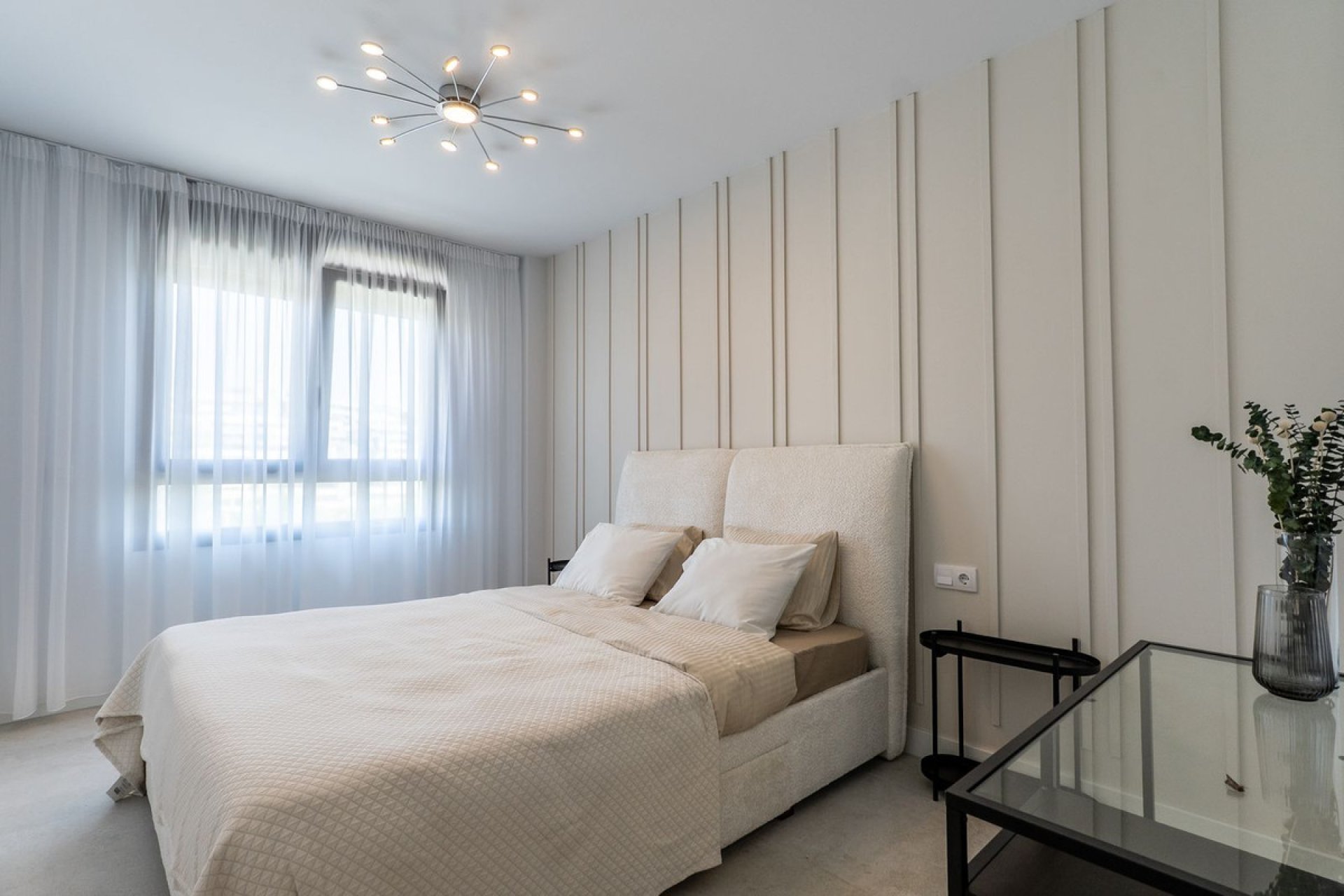 Resale - Apartment - Middle Floor Apartment - Estepona - Estepona Centro