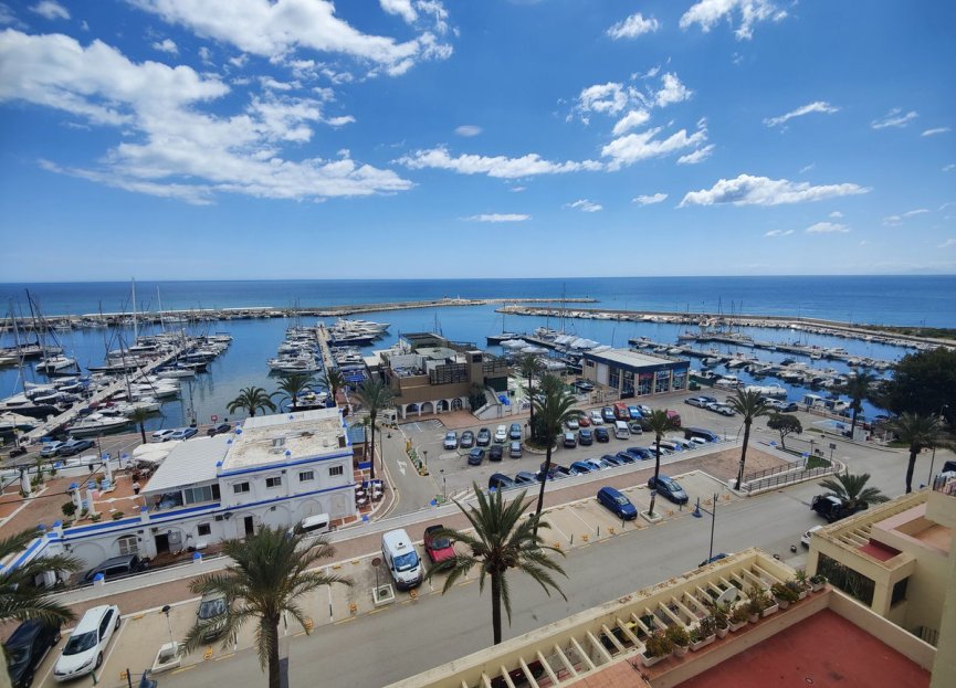 Resale - Apartment - Middle Floor Apartment - Estepona - Estepona Centro