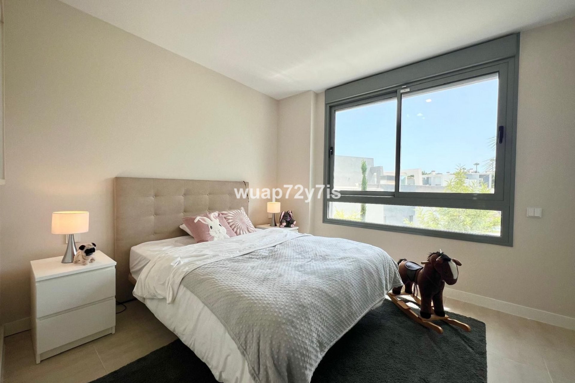 Resale - Apartment - Middle Floor Apartment - Estepona - Estepona Centro