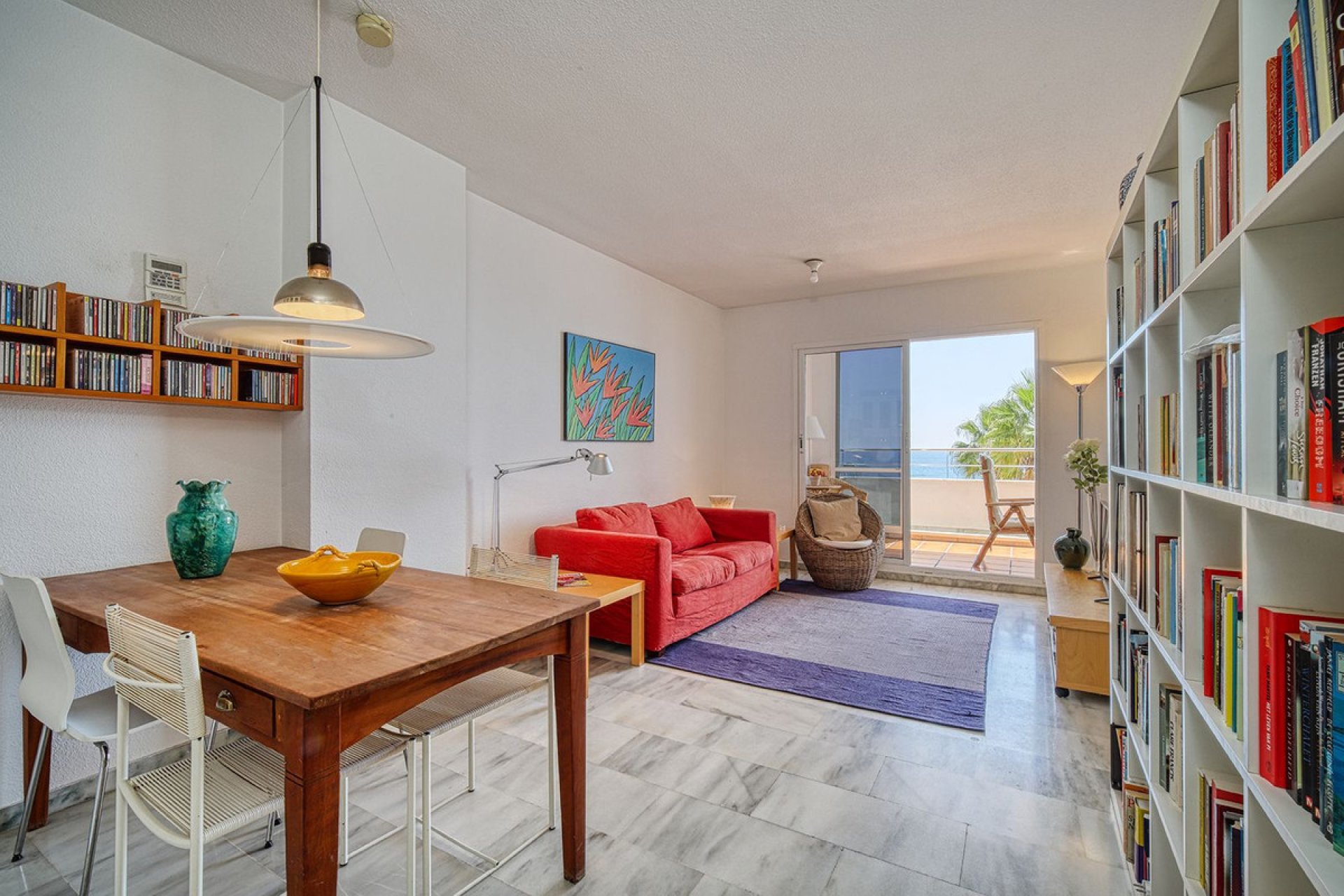 Resale - Apartment - Middle Floor Apartment - Estepona - Estepona Centro