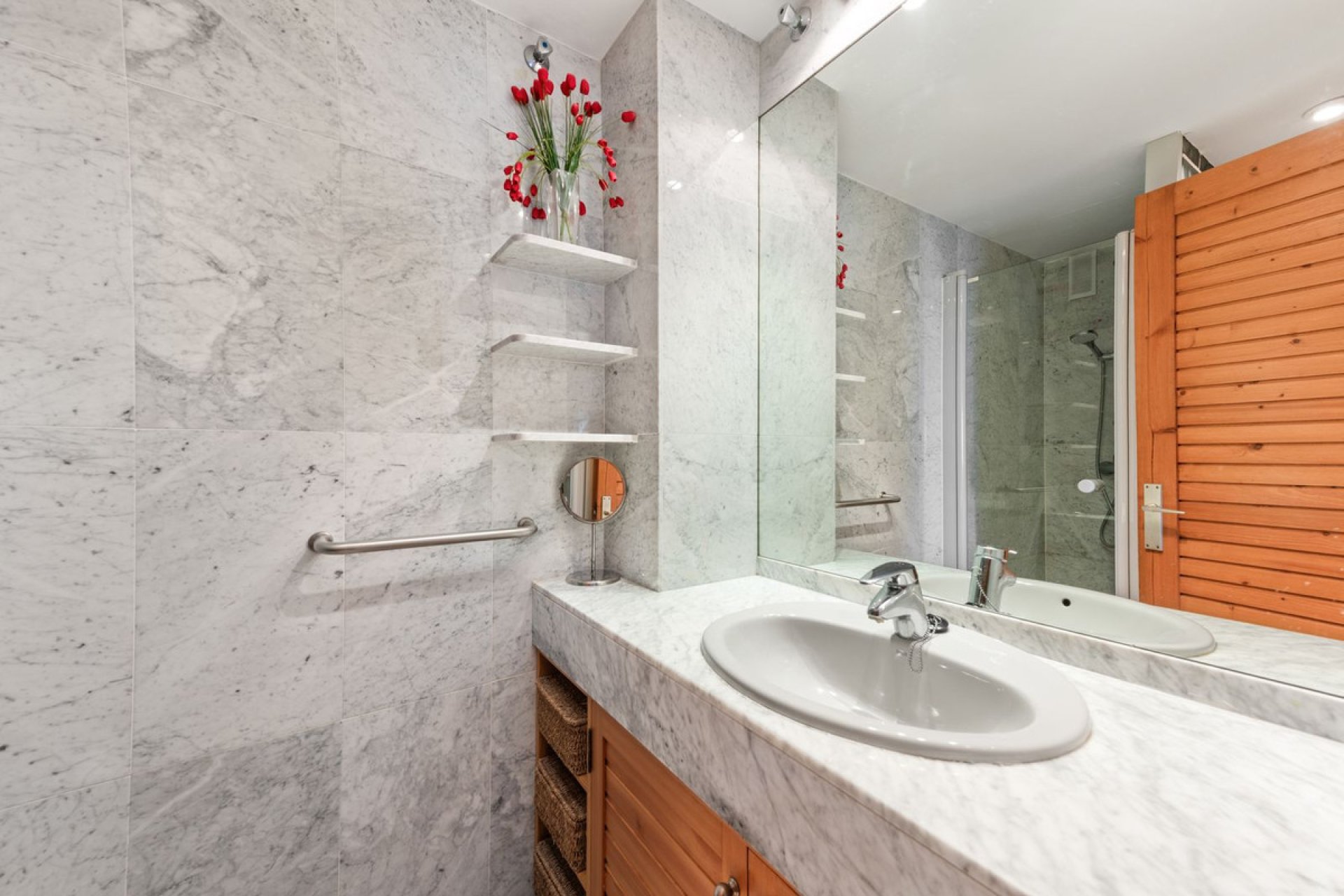 Resale - Apartment - Middle Floor Apartment - Estepona - Estepona Centro