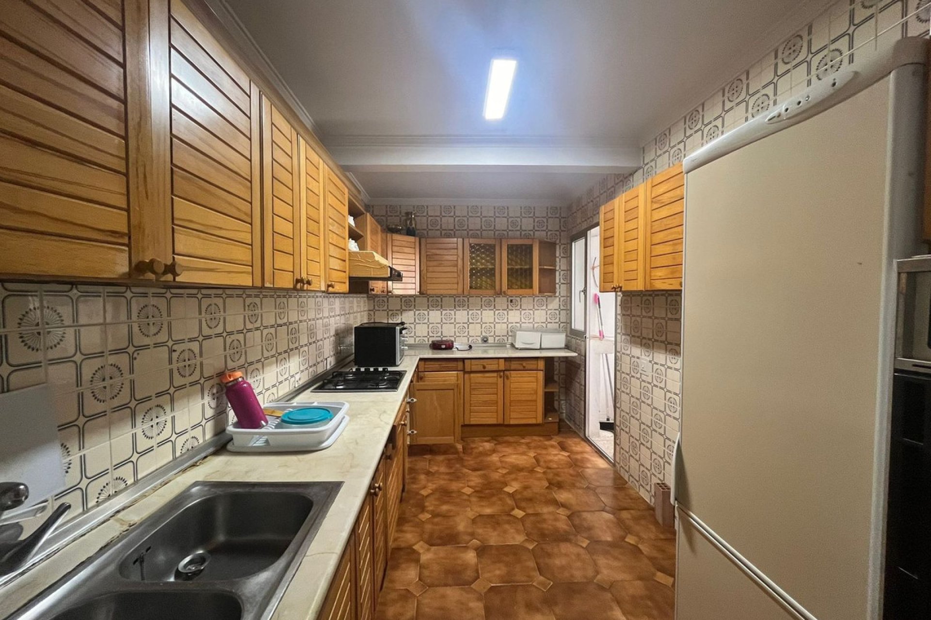 Resale - Apartment - Middle Floor Apartment - Estepona - Estepona Centro