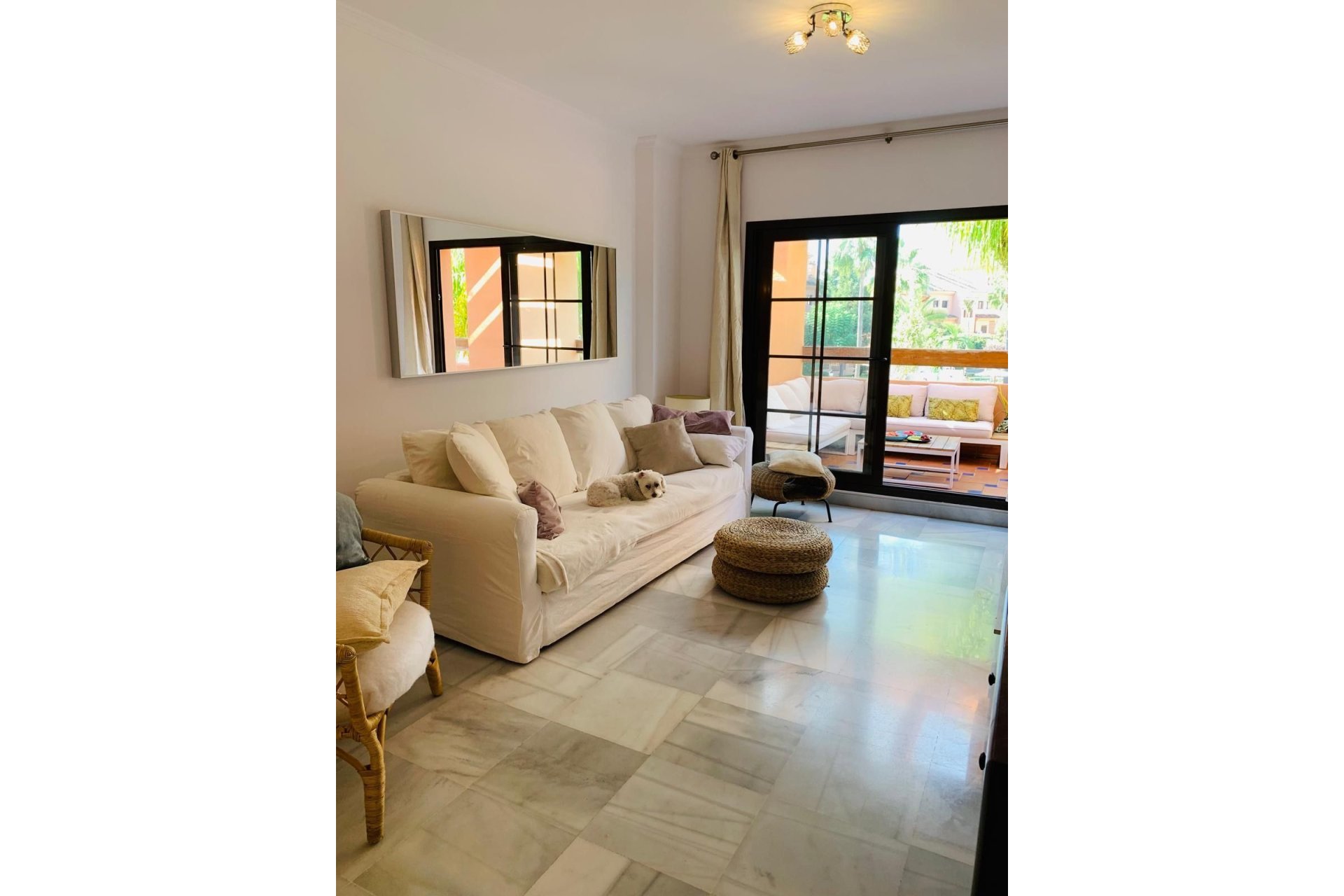 Resale - Apartment - Middle Floor Apartment - Estepona - Hacienda del Sol