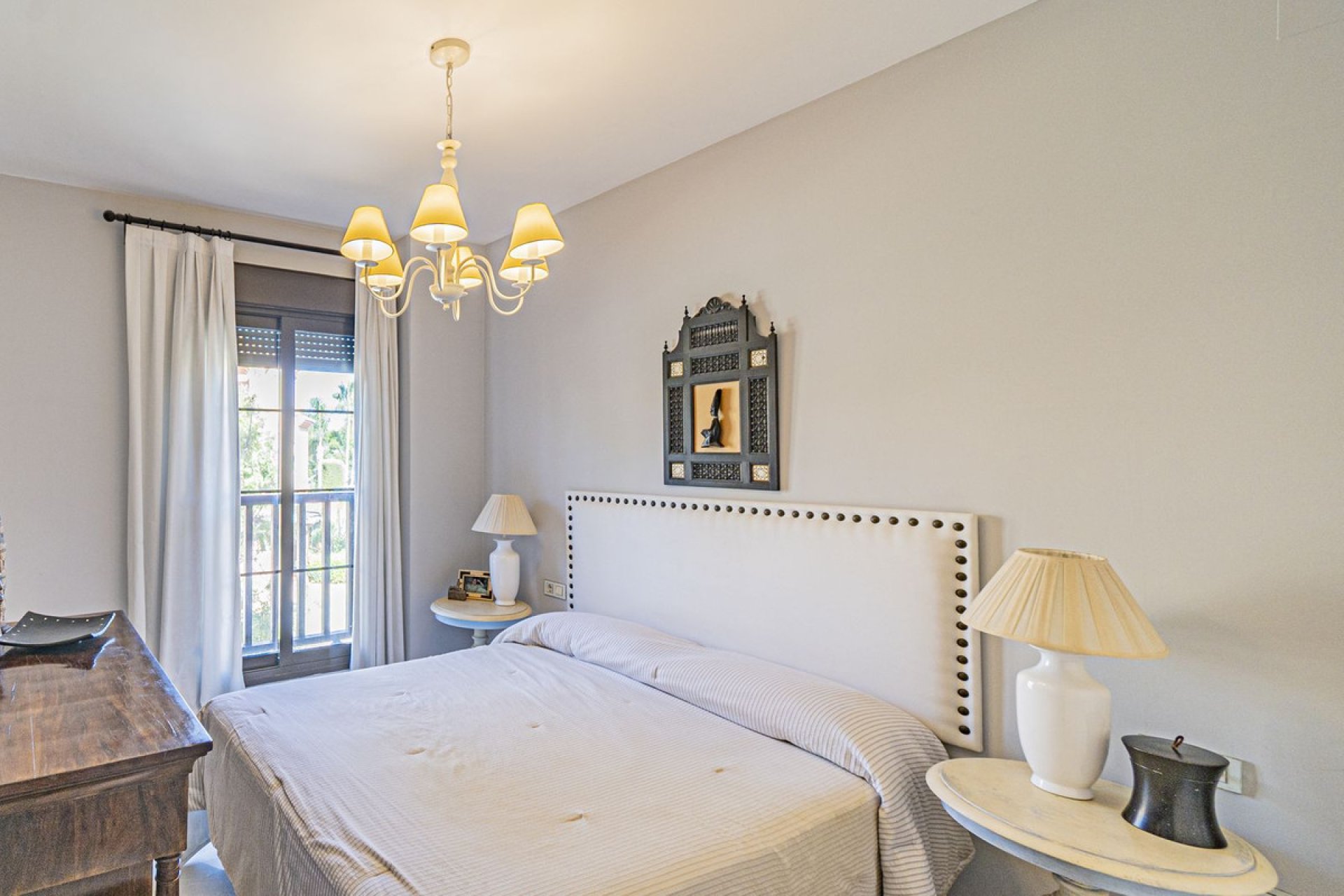 Resale - Apartment - Middle Floor Apartment - Estepona - Hacienda del Sol