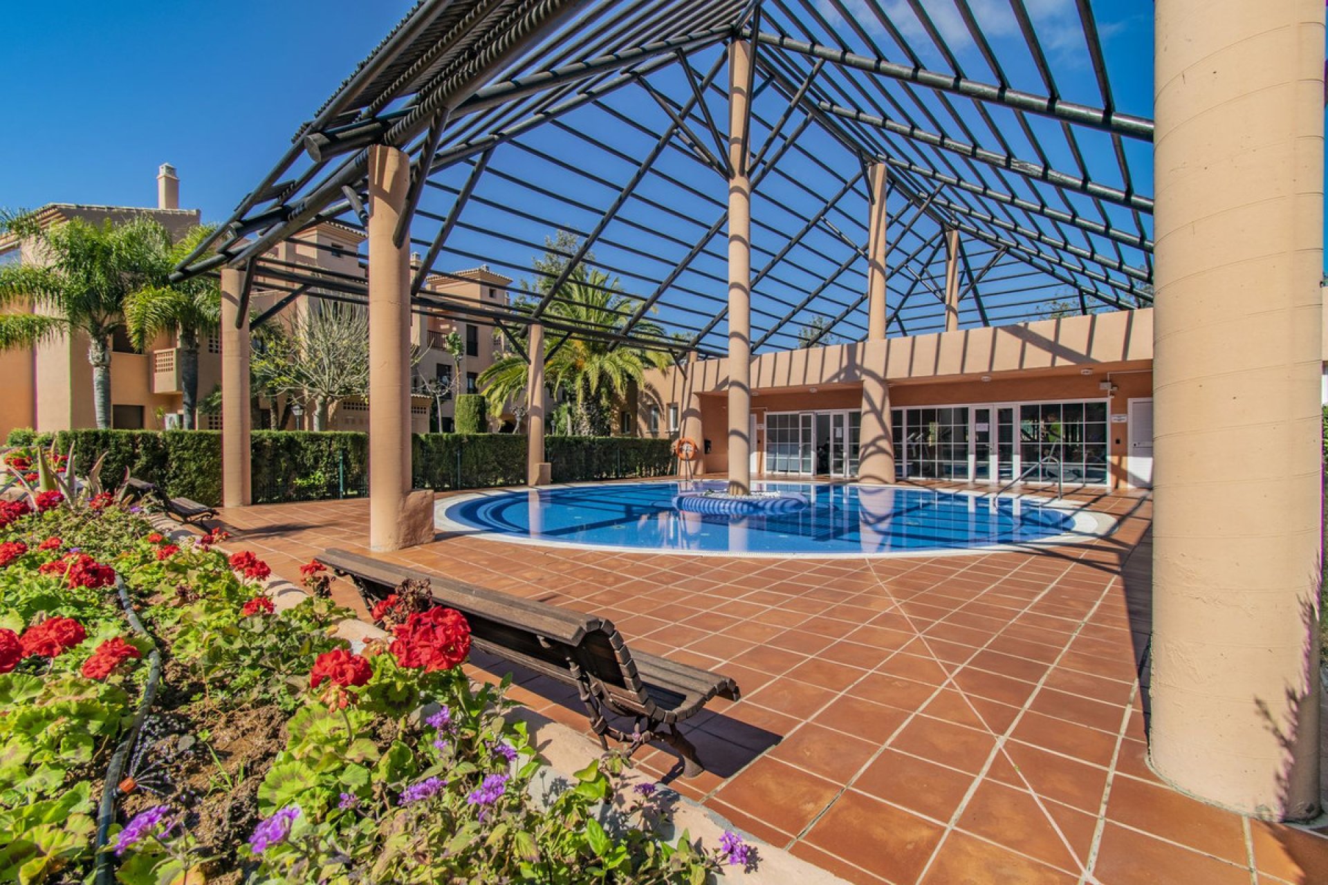 Resale - Apartment - Middle Floor Apartment - Estepona - Hacienda del Sol