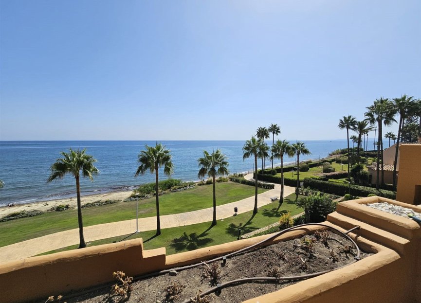 Resale - Apartment - Middle Floor Apartment - Estepona - New Golden Mile