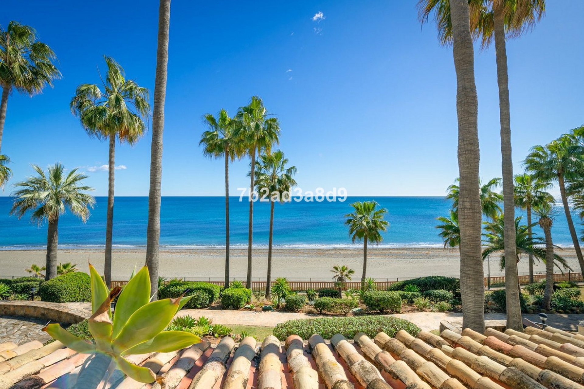 Resale - Apartment - Middle Floor Apartment - Estepona - New Golden Mile