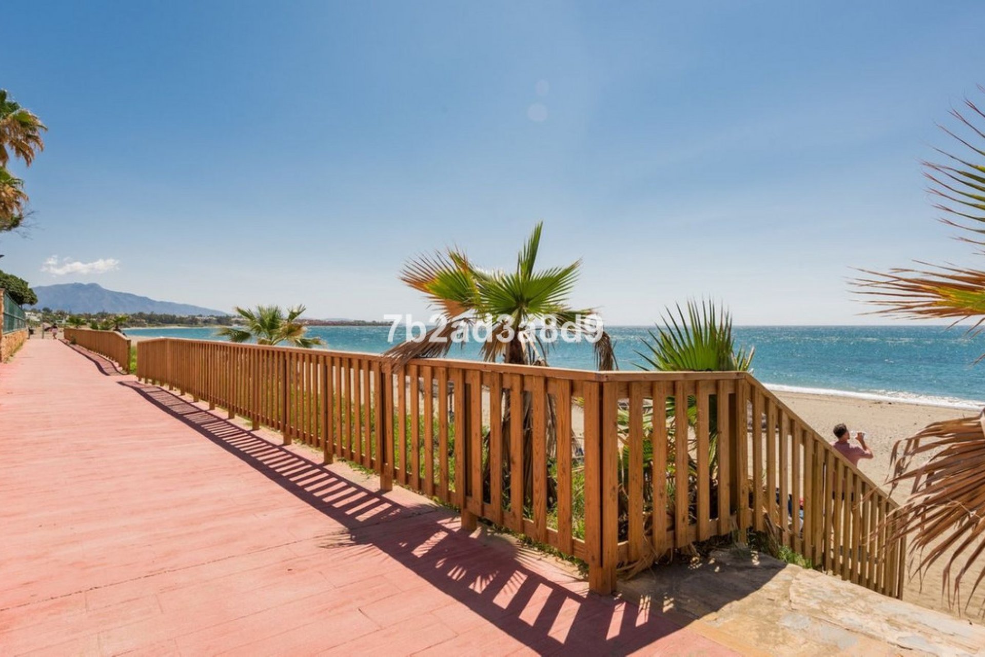 Resale - Apartment - Middle Floor Apartment - Estepona - New Golden Mile