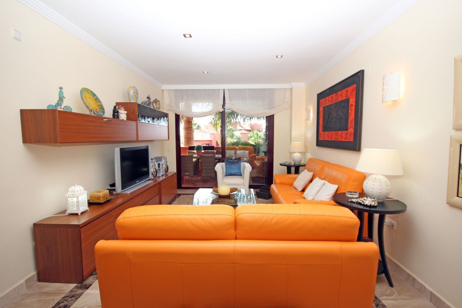 Resale - Apartment - Middle Floor Apartment - Estepona - New Golden Mile