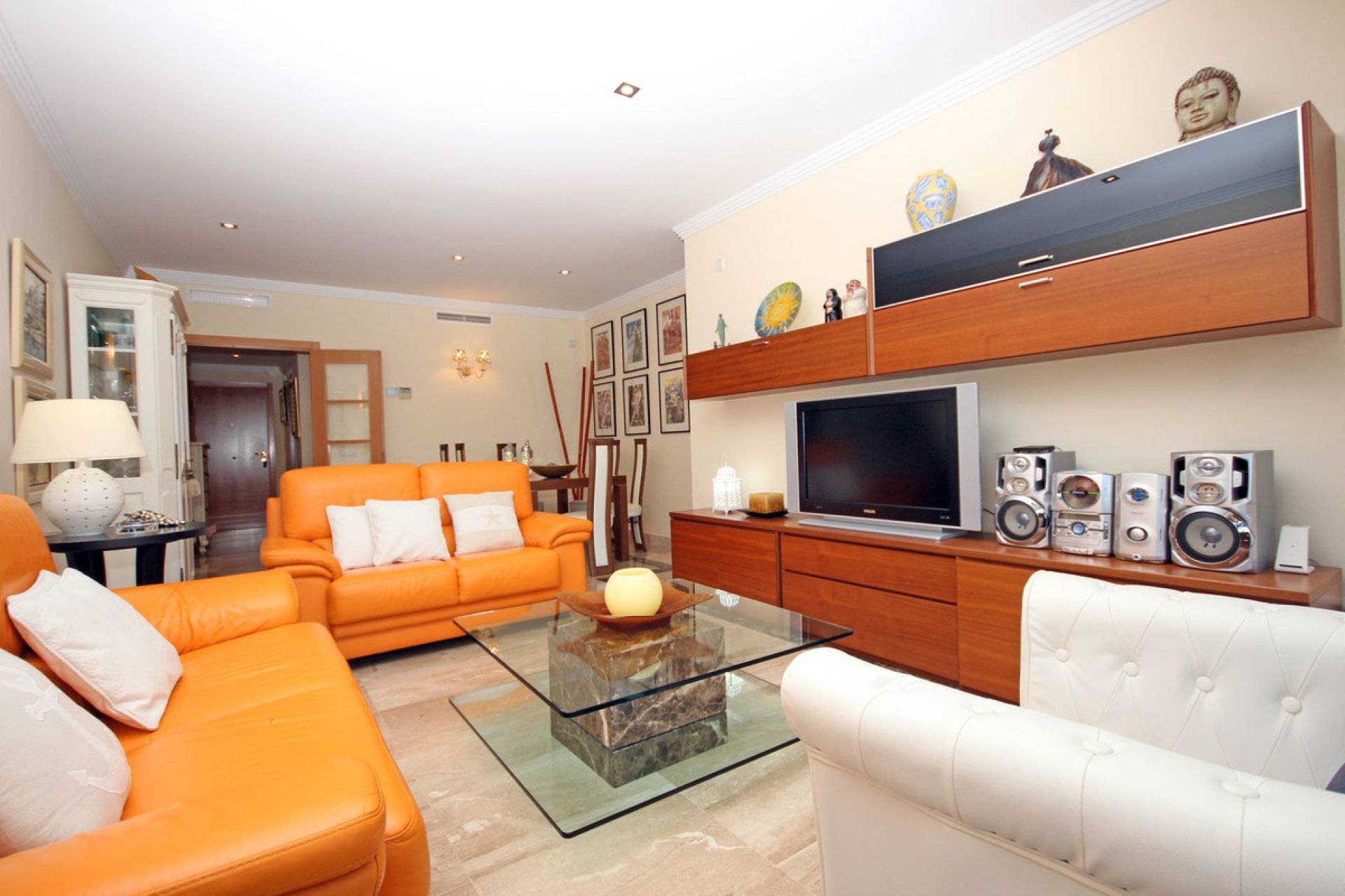 Resale - Apartment - Middle Floor Apartment - Estepona - New Golden Mile